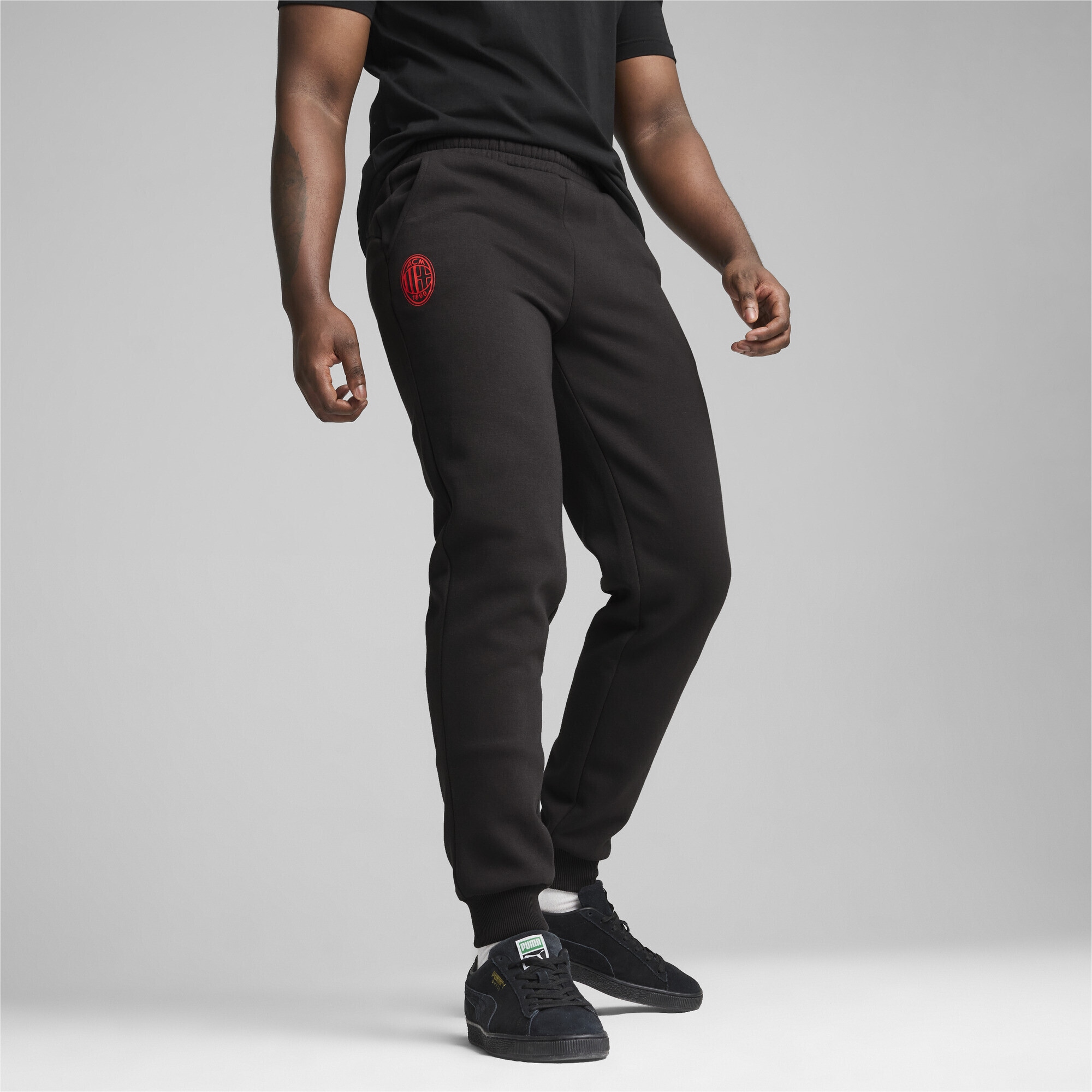 PUMA Sporthose »AC Milan ftblESSENTIALS Hose Herren«
