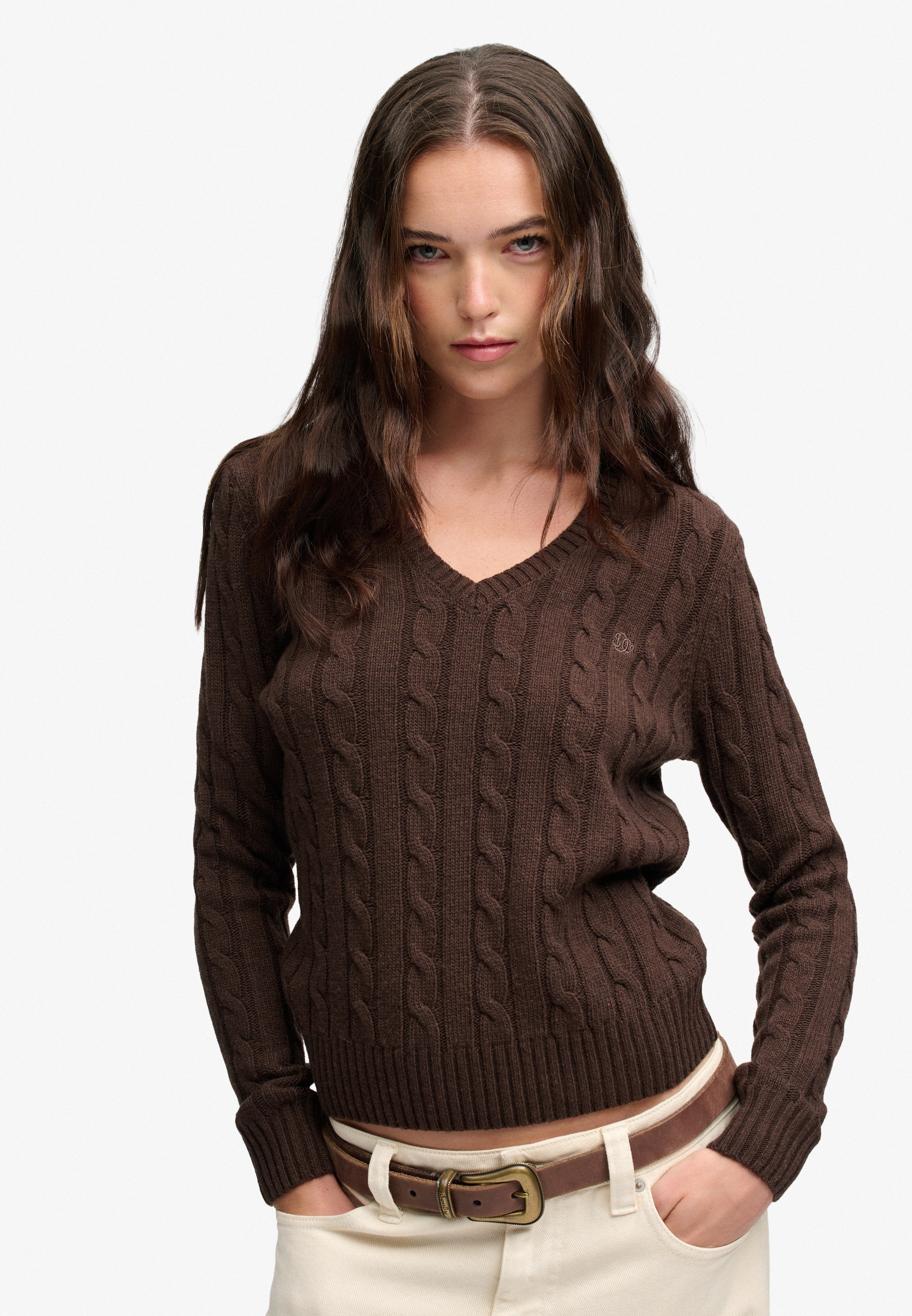 Superdry V-Ausschnitt-Pullover »WOOL BLEND CABLE V NECK« Materialmix, hochwertig mit Woll-Anteil