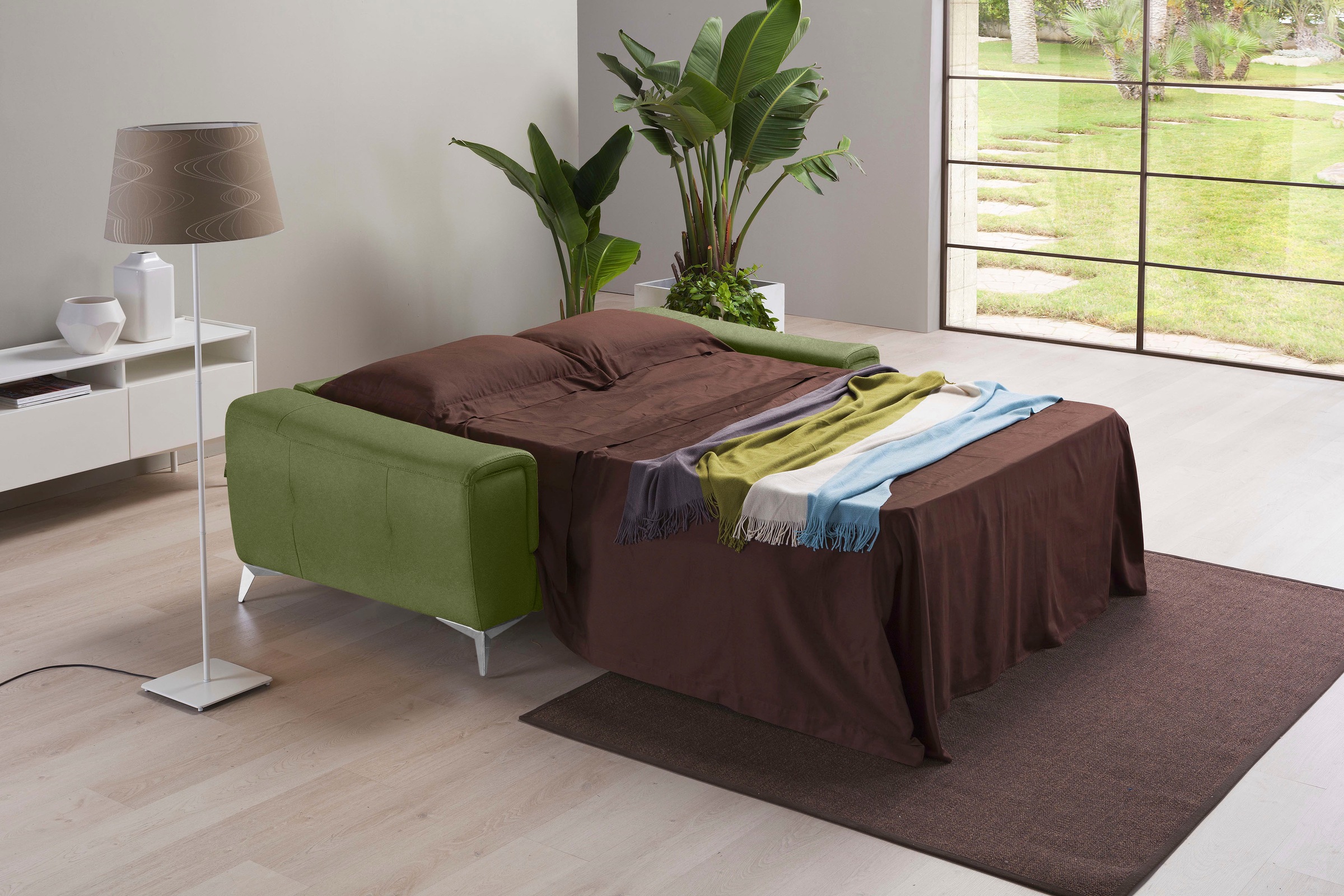 Egoitaliano Schlafsofa »Francine Designsofa, Loungesofa mit Dauerschlaffunktion, Breite 233 cm«, mit Bettfunktion, Luxus-Microfaser BLUSH, kiwi, Fußfarbe chrom