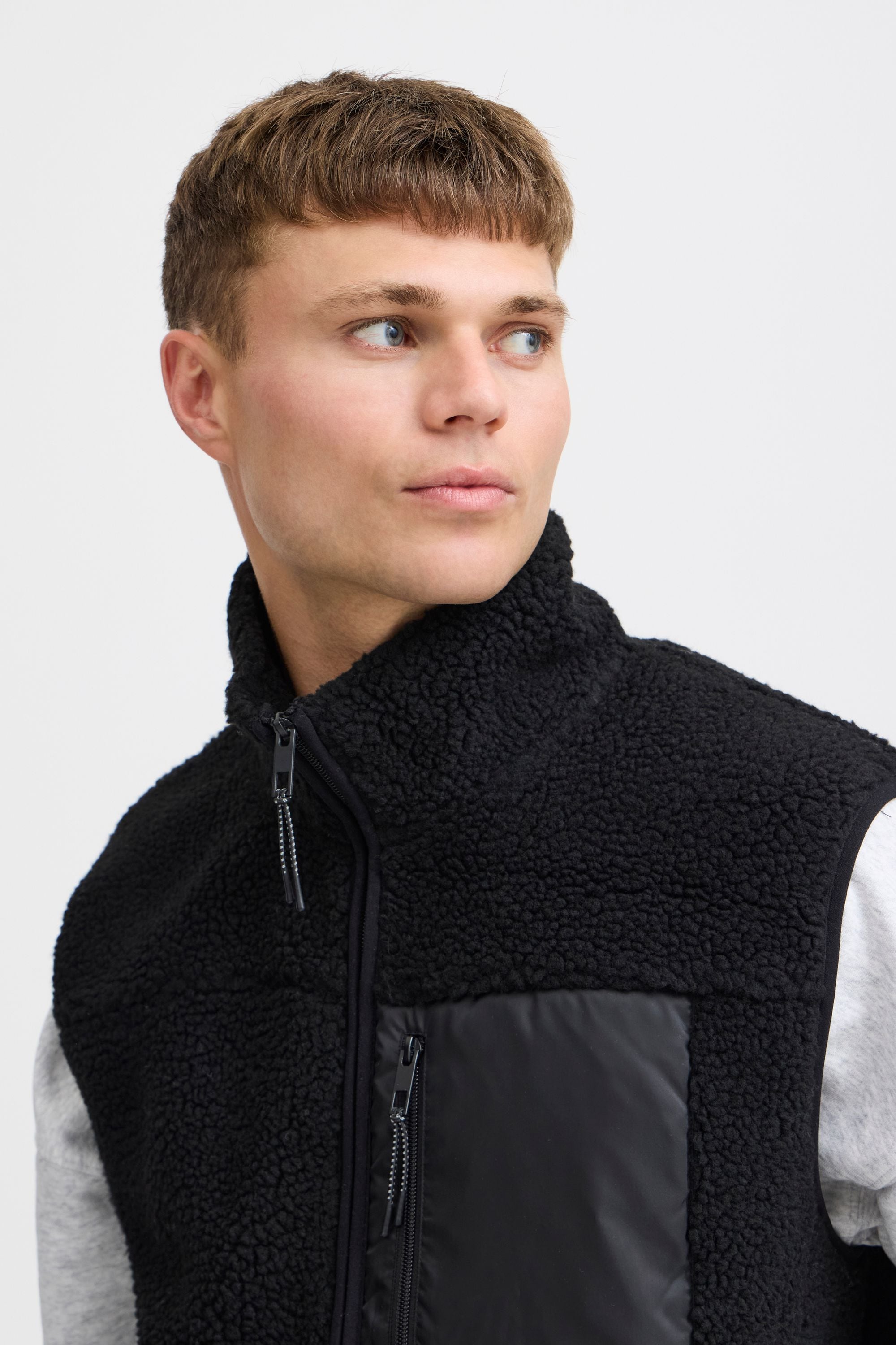 TheJoggConcept Kurzweste »Kurzweste JCMMBERRI WAISTCOAT 4«, (1 tlg.)