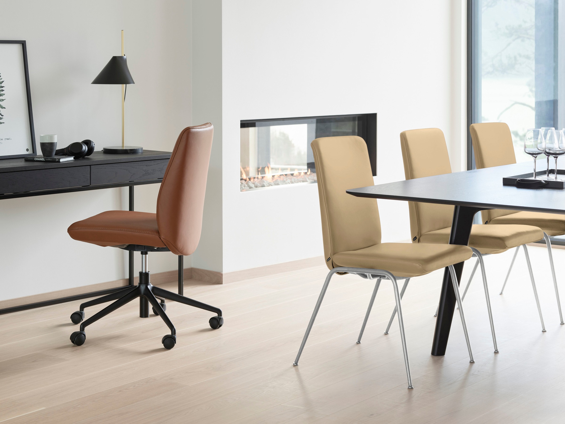 Stressless® Polsterstuhl »Laurel«, Leder PALOMA, Low Back, Größe L, mit Beinen aus Stahl in Schwarz matt
