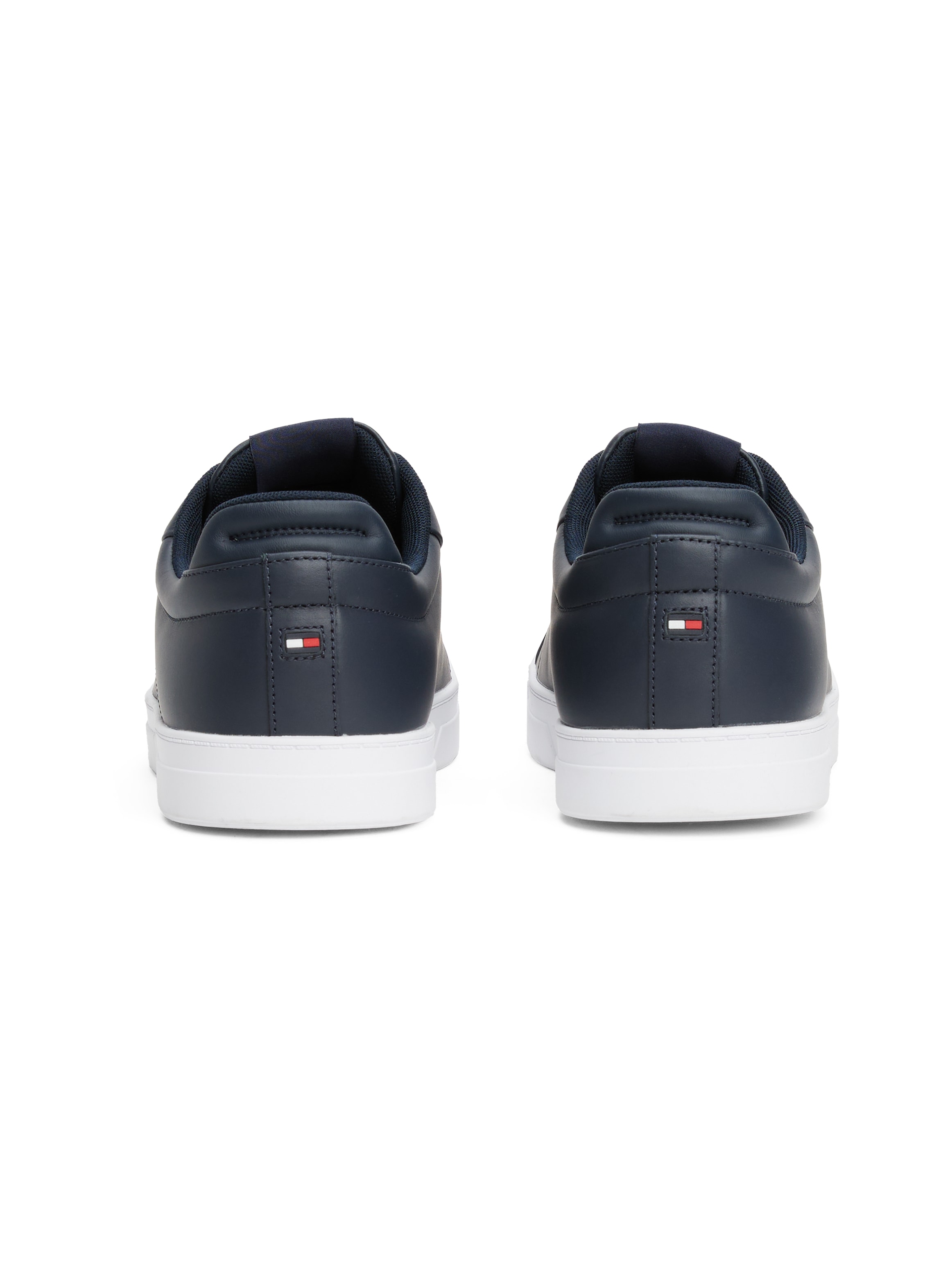 Tommy Hilfiger Sneaker »ICON COURT LTH FLAG ESS«, Freizeitschuh, Halbschuh, Schnürschuh mit kleiner Logoflagge