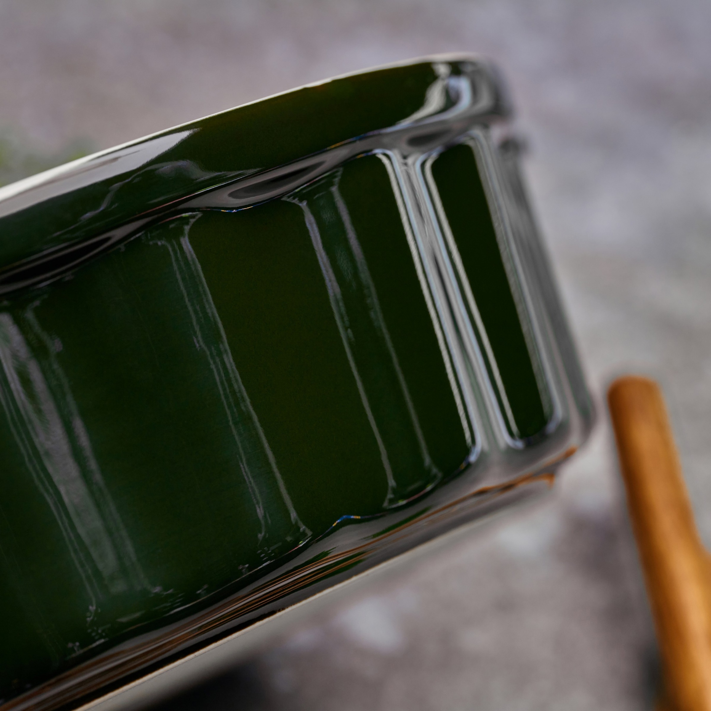 RESTO Kitchenware Auflaufform »Fornax Backform Lasagneform Ofenform, 1,9 Liter, Spülmaschinengeeignet«, Keramik, (1 St.), Oval aus Keramik, dunkelgrün, für Brot, Lasagne, Brownie, Kuchen