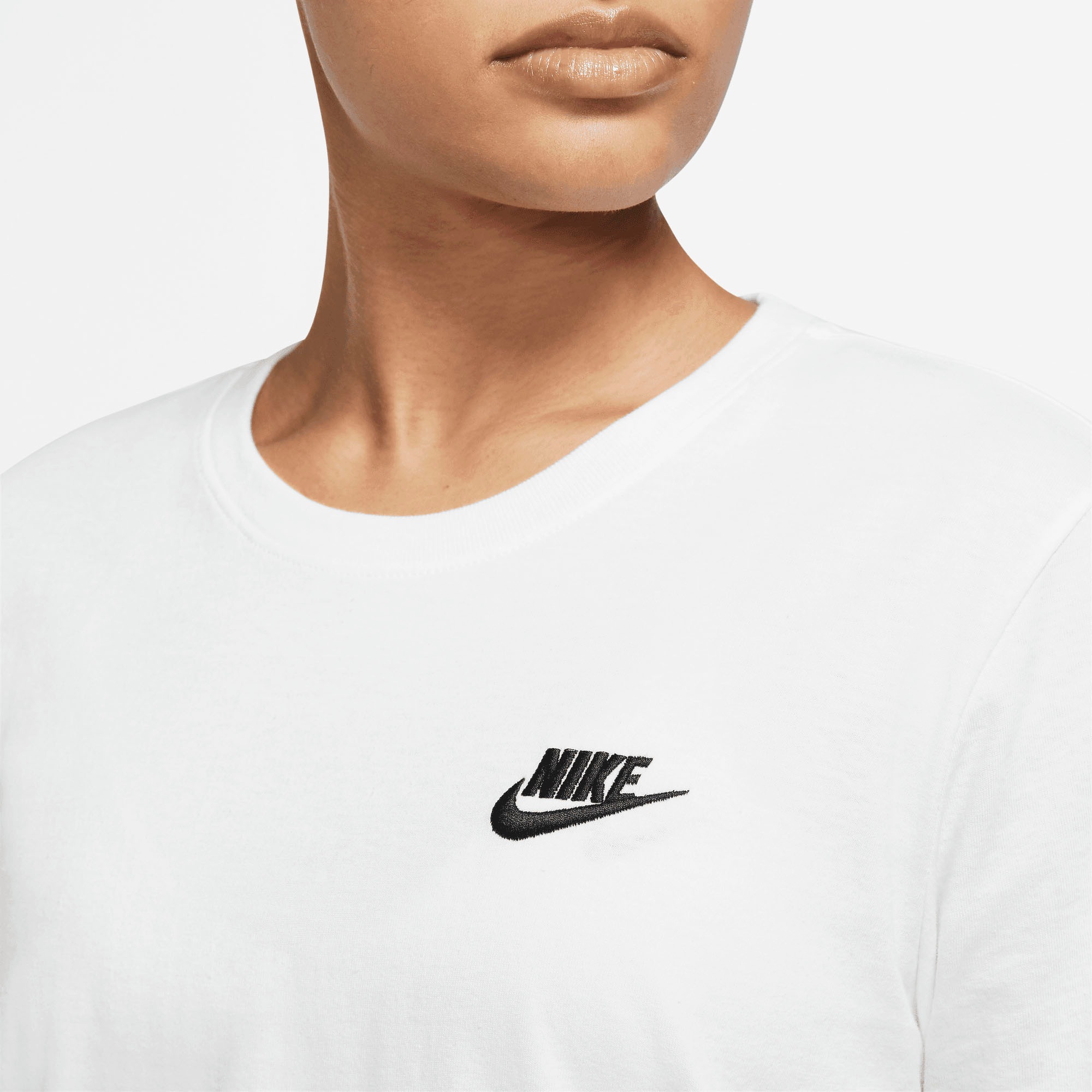 T-Shirt NIKE SPORTSWEAR "W NSW CLUB SS TEE", Damen, Gr. XL, weiß, Jersey, Obermaterial: 100% Baumwolle, normal, Rundhals, Shirts T-Shirt 8
