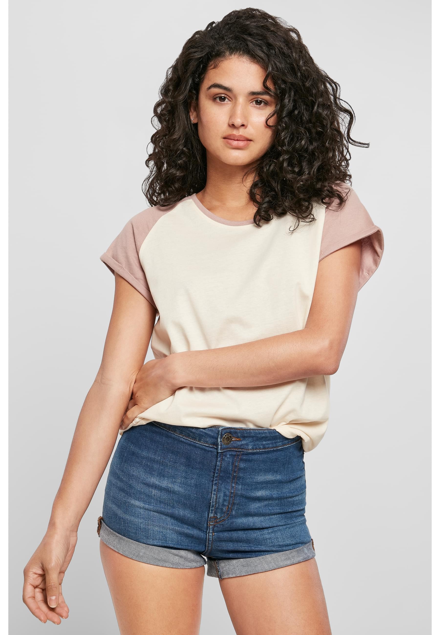 URBAN CLASSICS Kurzarmshirt »Urban Classics Damen Ladies Contrast Raglan Tee«, (1 tlg.)
