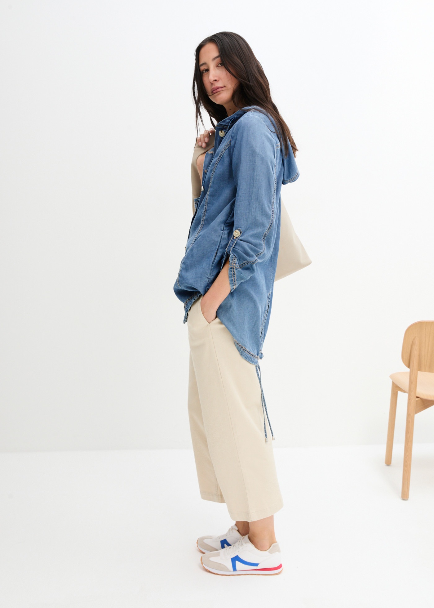 bonprix Hemdjacke mit Kapuze, Loose Fit Passform