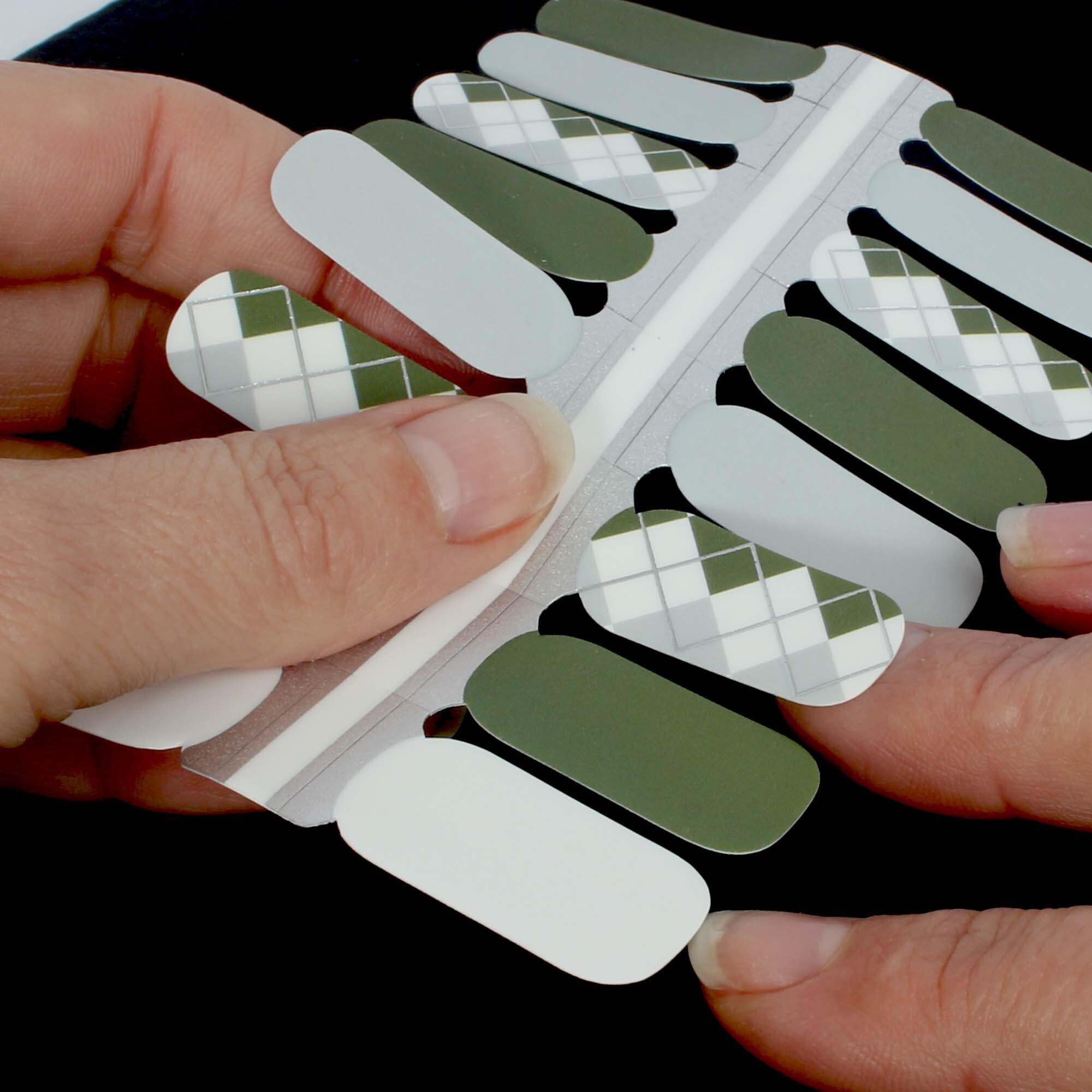 Vargu Nageldesign Zubehör »textile fusion«, aus zertifizierter Produktion (SGS / SEDEX) und Material (FSC)
