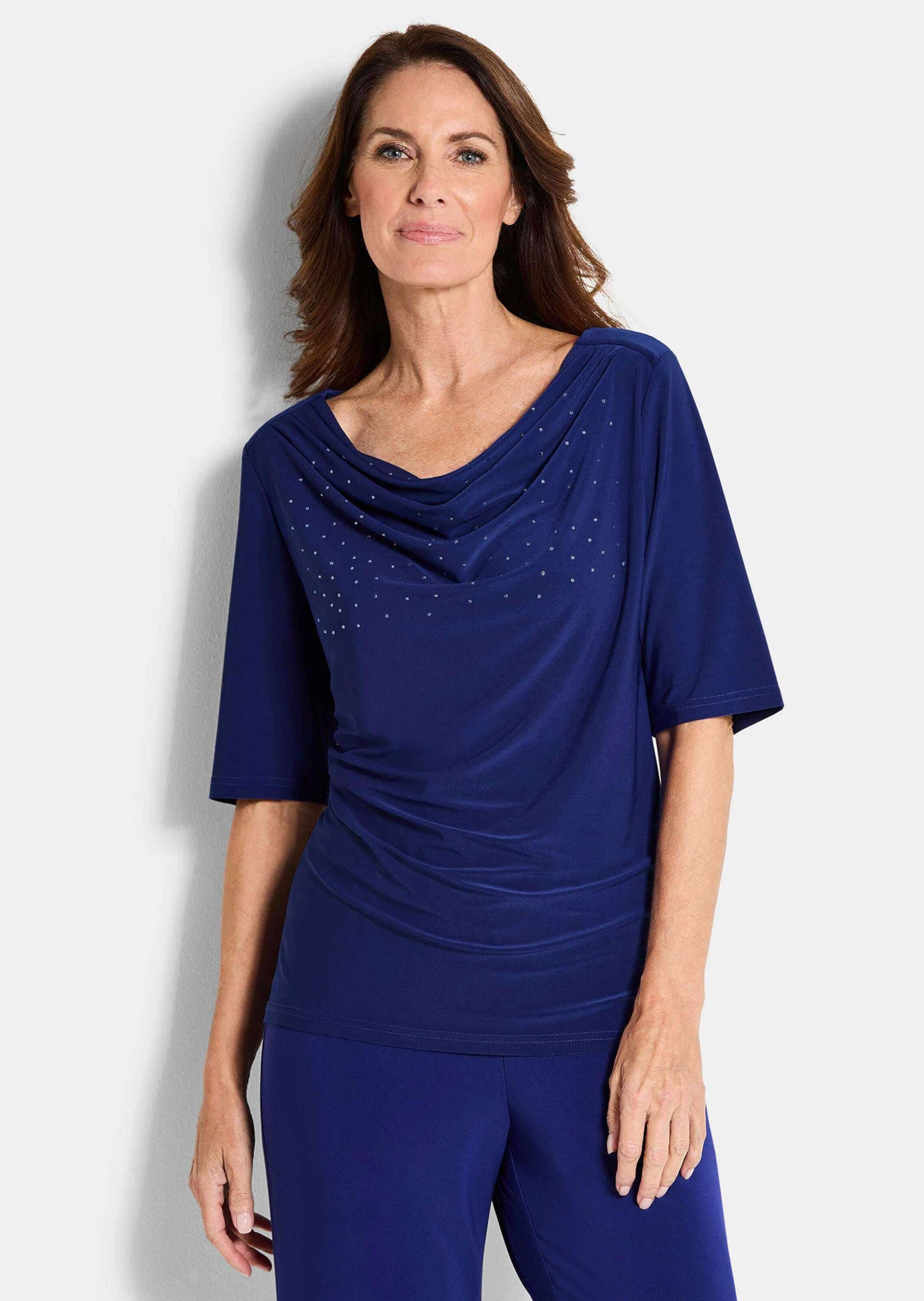 GOLDNER Kurzarmshirt »Kurzgröße Jerseyshirt mit Glitzersteinen« Ton in Ton Hotfix am Wasserfallausschnitt