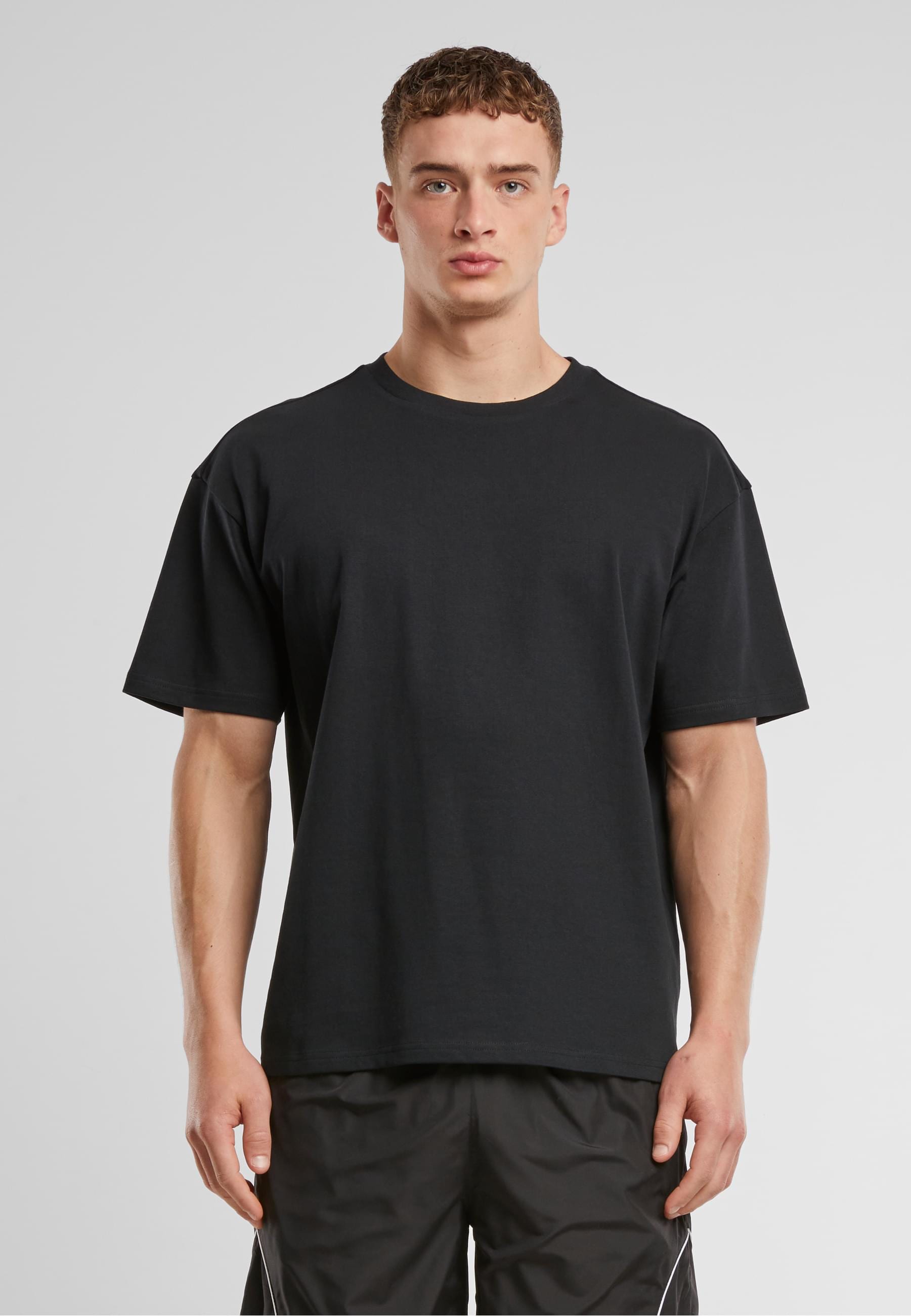 URBAN CLASSICS T-Shirt »Urban Classics Heavy Basic Loose Tee«, (1 tlg.)