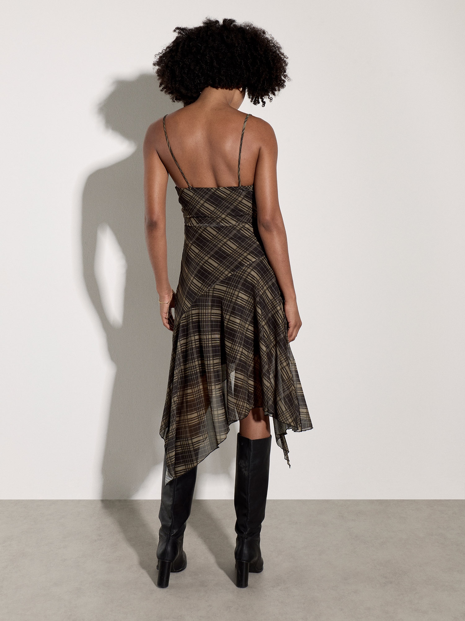 Apricot Midikleid »Wadenlanges Karo-Kleid« mit Mesh-Trägern