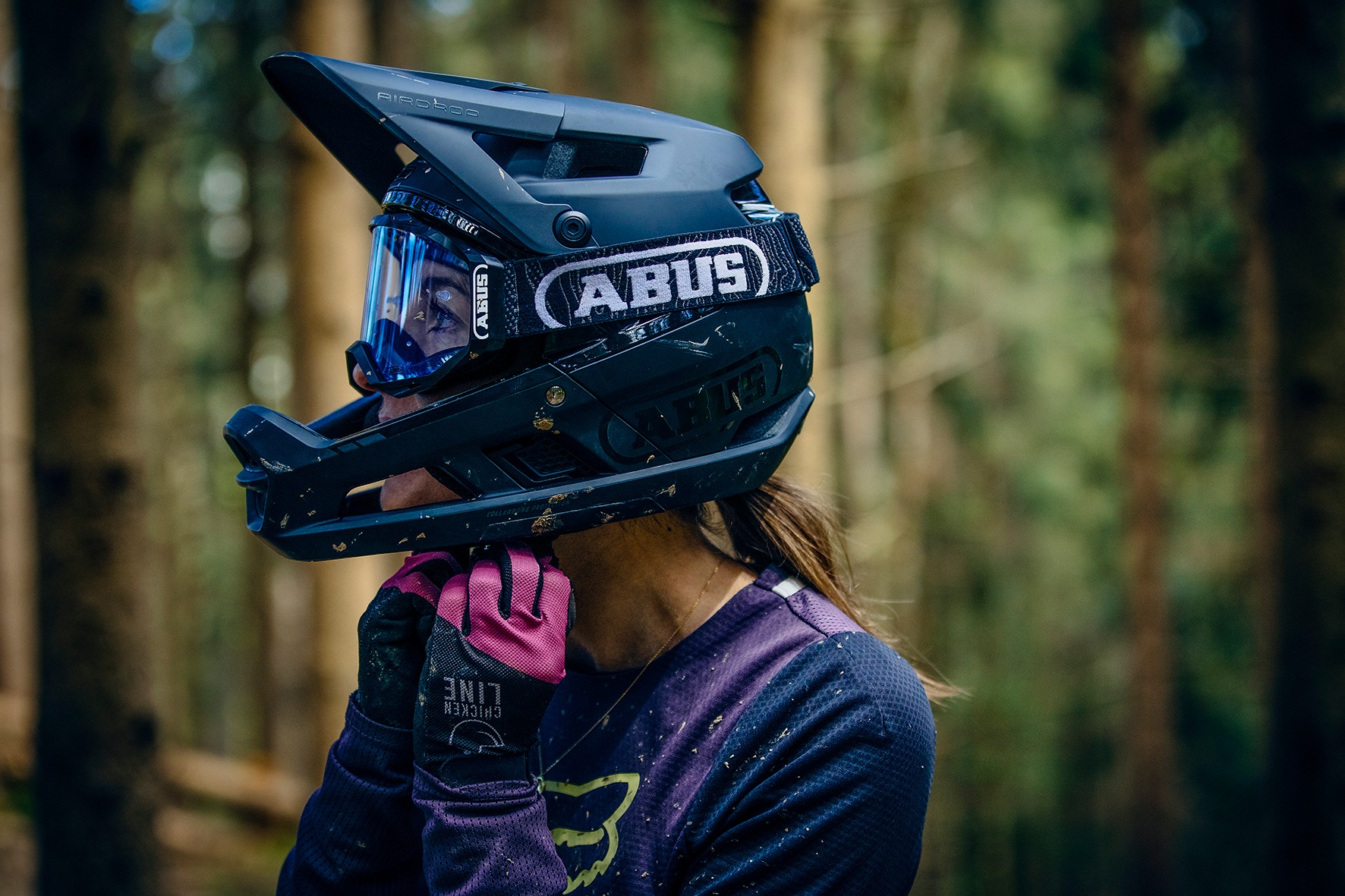 ABUS Mountainbikehelm »AIRDROP MIPS«