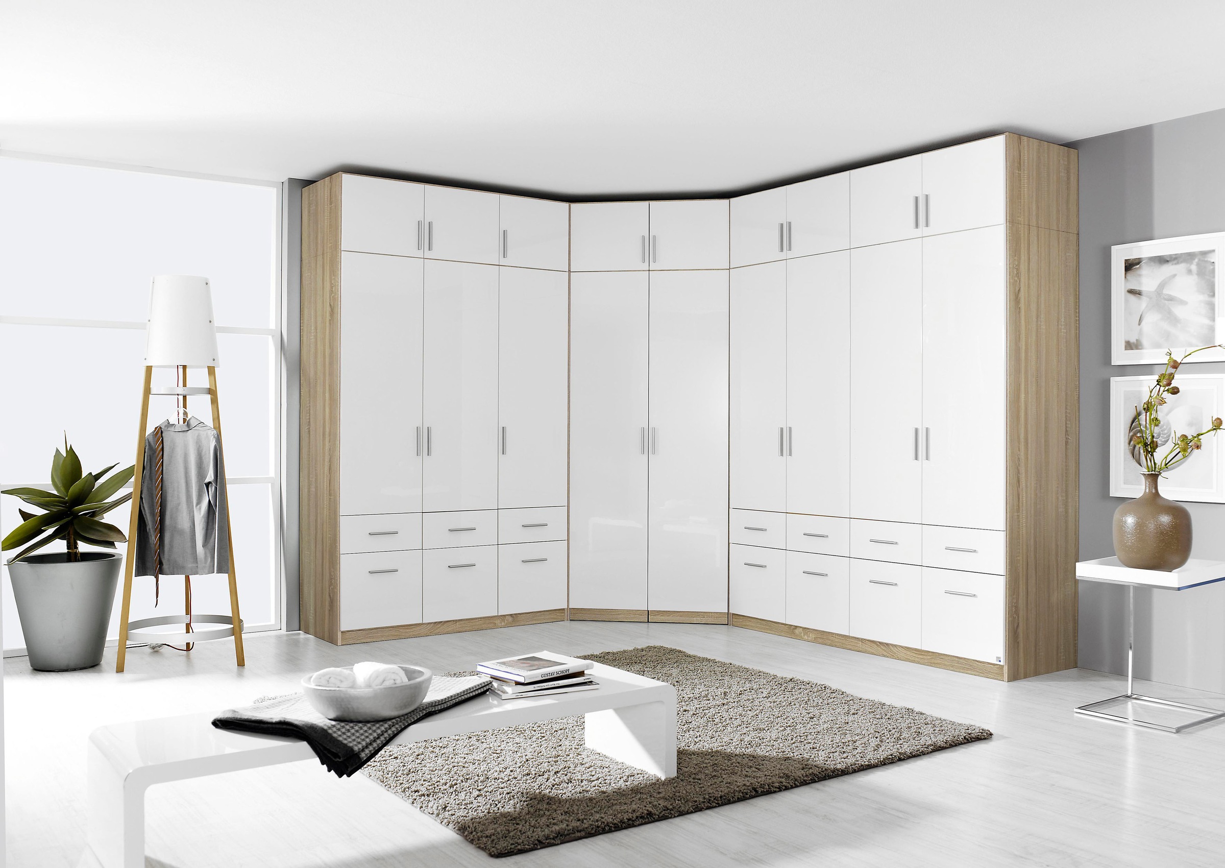 rauch Drehtürenschrank »Kleiderschrank Schrank Garderobe Schlafzimmerschrank CELLE«, in 4 Breiten und 2 Höhen, optional mit Schubkästen MADE IN GERMANY