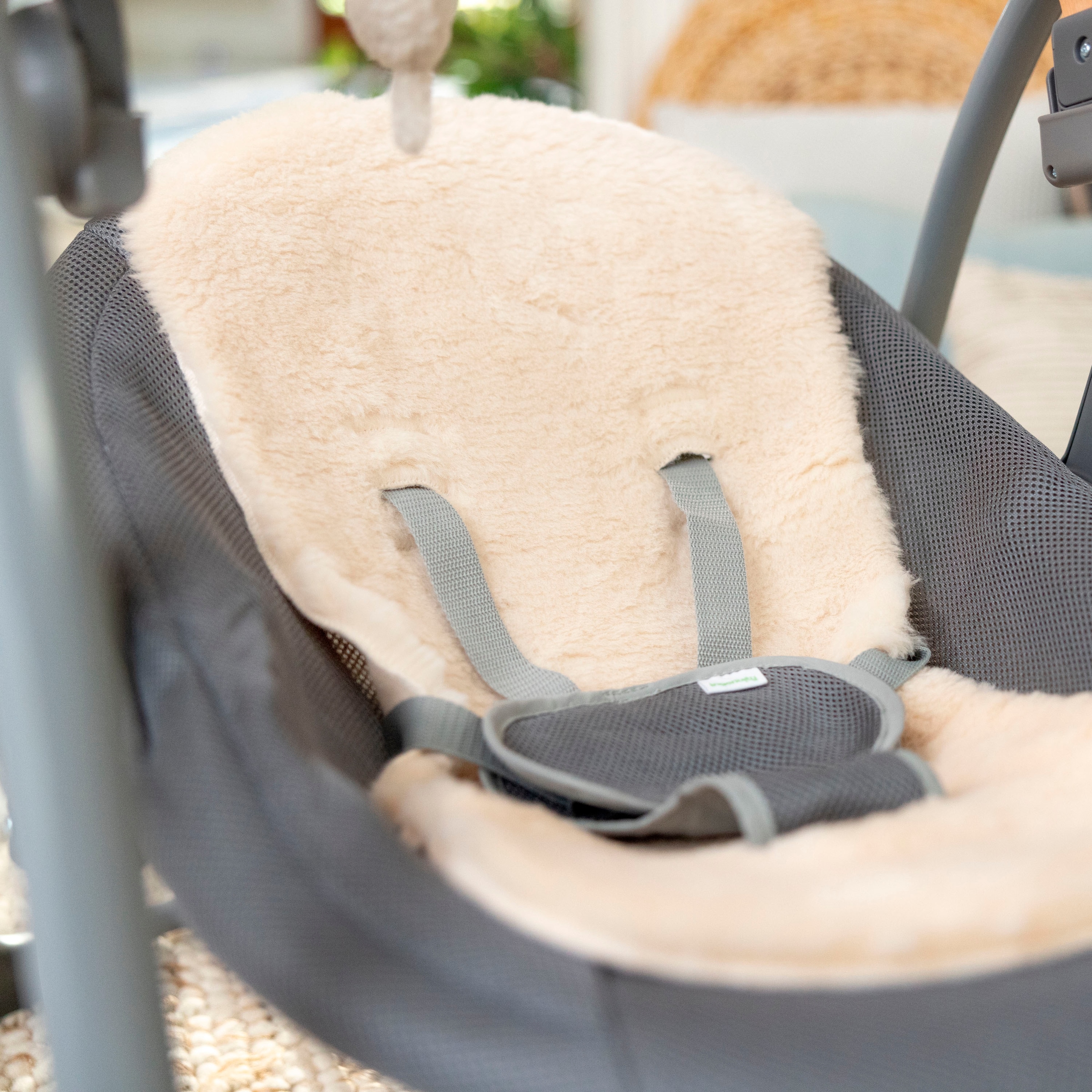 ingenuity Babywippe »Every Season™ Swing 'n Go Portable Swing™ - Wesley™«, bis 9 kg, mit Musik und Geräuschen