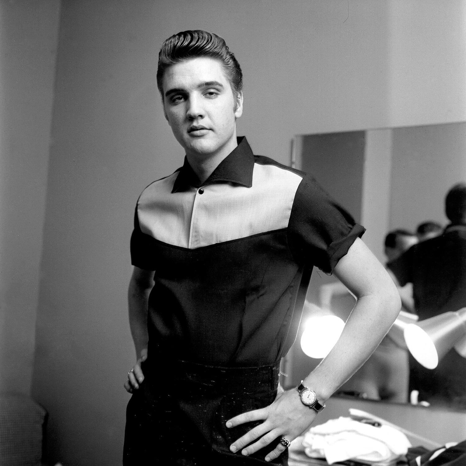 queence Acrylglasbild "Elvis", Schwarz-Weiß-Mann-Stars-Portrait-Foto-Film-F günstig online kaufen