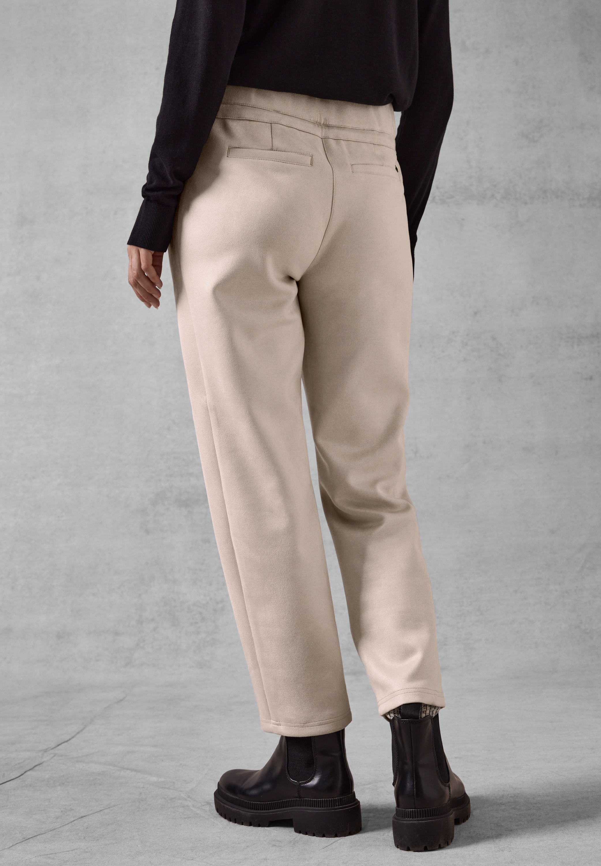Cecil Jogger Pants, Middle Waist