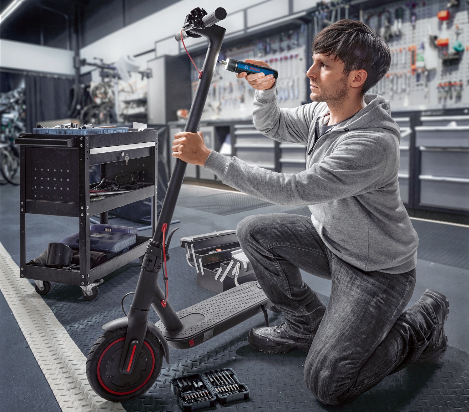 Bosch Professional Akku-Schrauber »Bosch GO«, mit Aufbewahrungskoffer