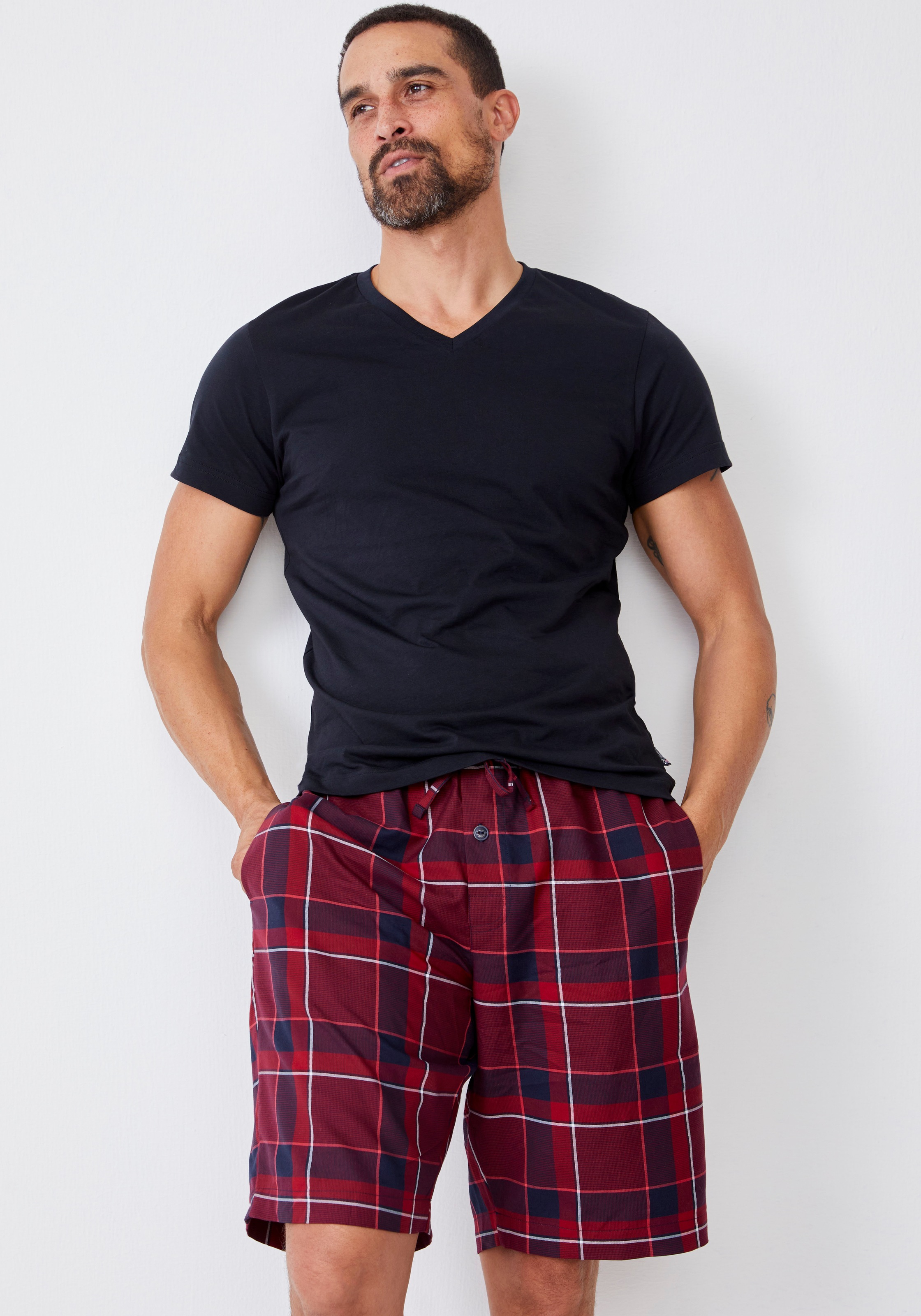 Jockey V-Shirt »American V-Neck Shirt«, (2er Pack), Lockere Passform, flache Nähte