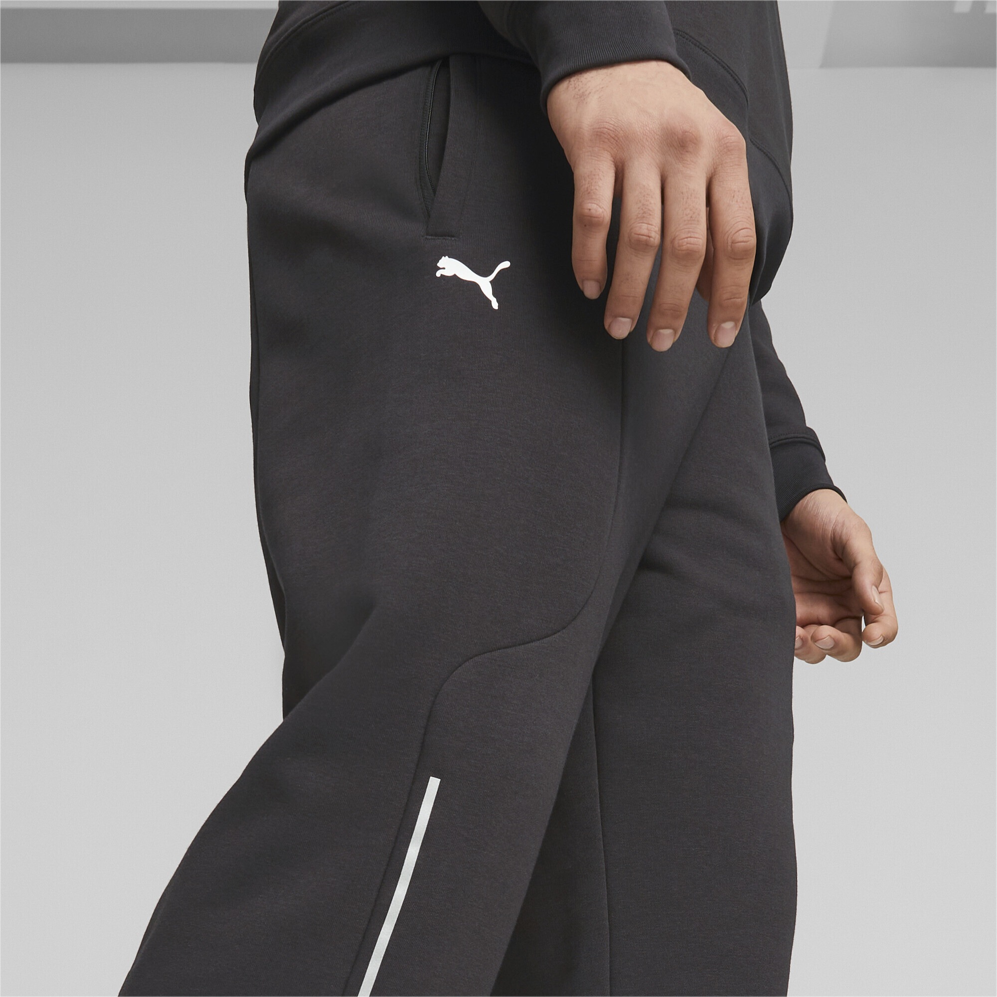 PUMA Sporthose »Mercedes-AMG Petronas Motorsport Statement Hose Herren«