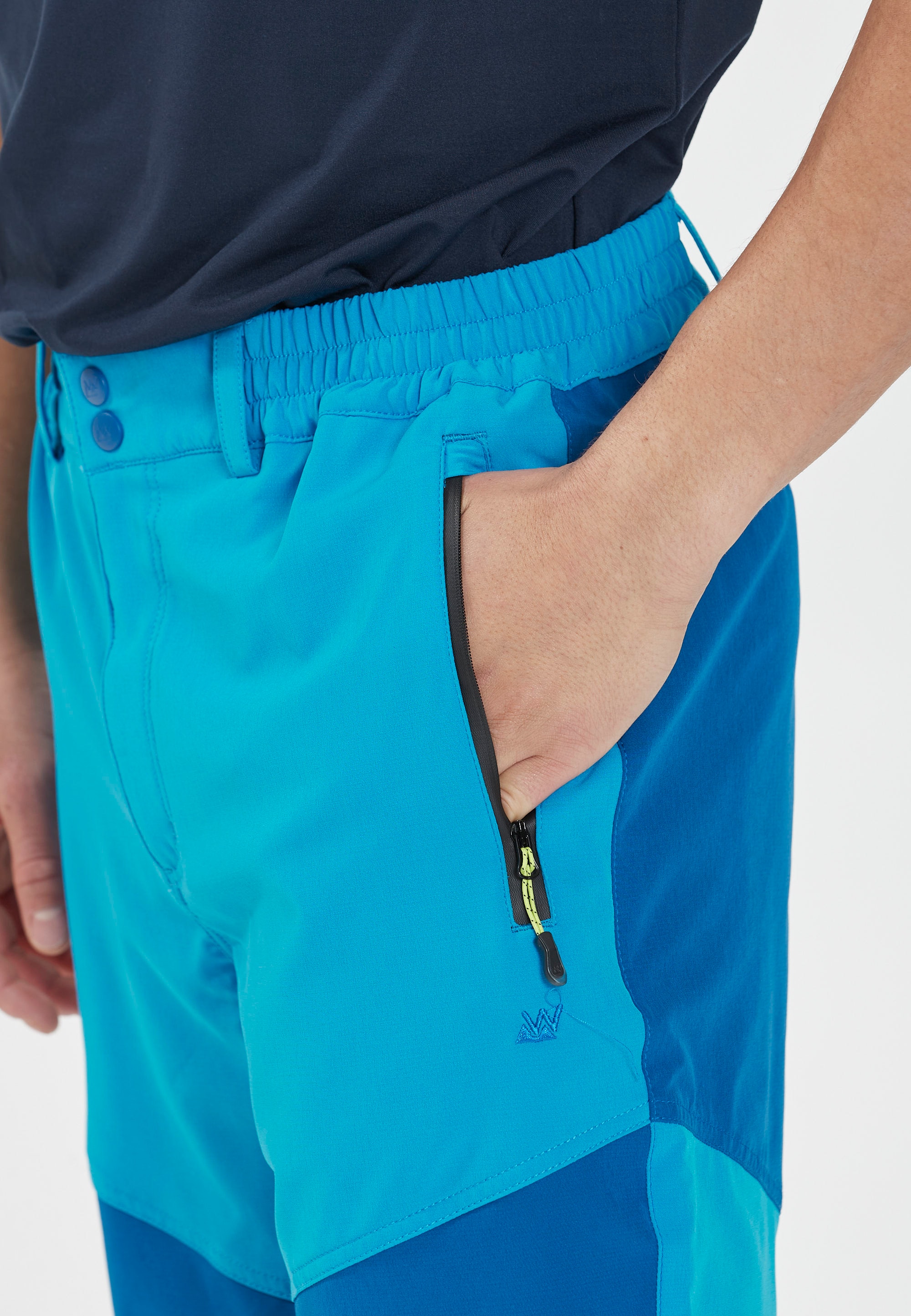 WHISTLER Shorts »AVIAN M ACTIV STRETCH«, mit komfortablem Funktionsstretch