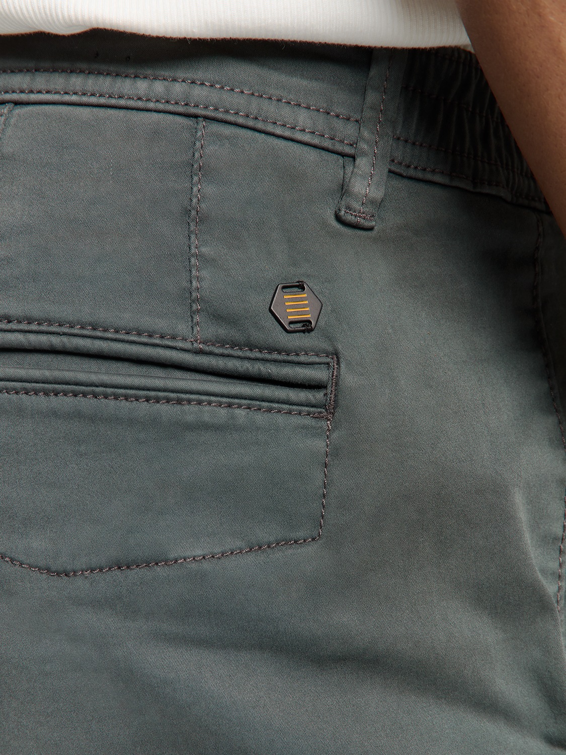 NO EXCESS Chinohose »No Excess Chino-Shorts«