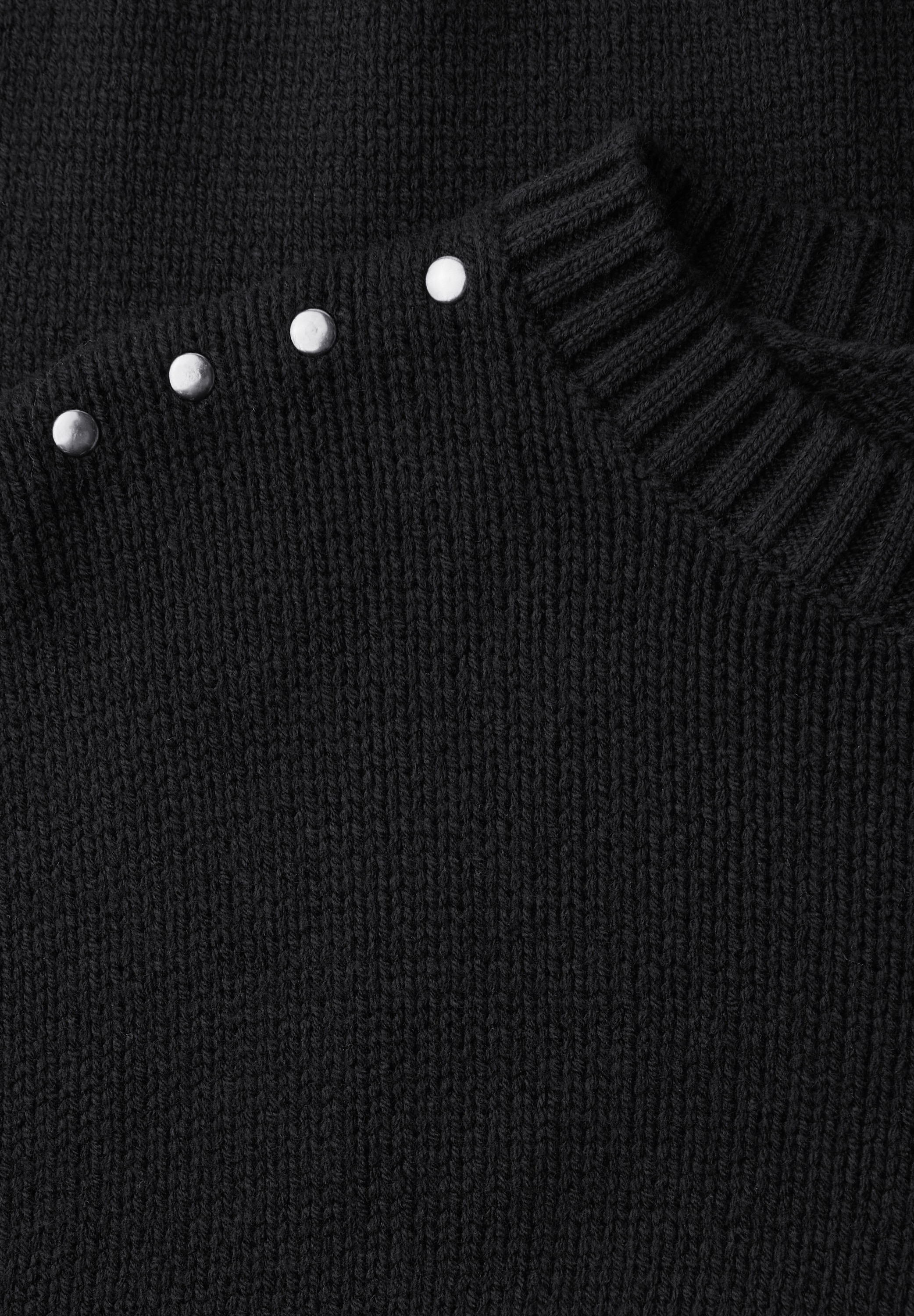 STREET ONE STUDIO Sweatshirt , mit Nietendeko
