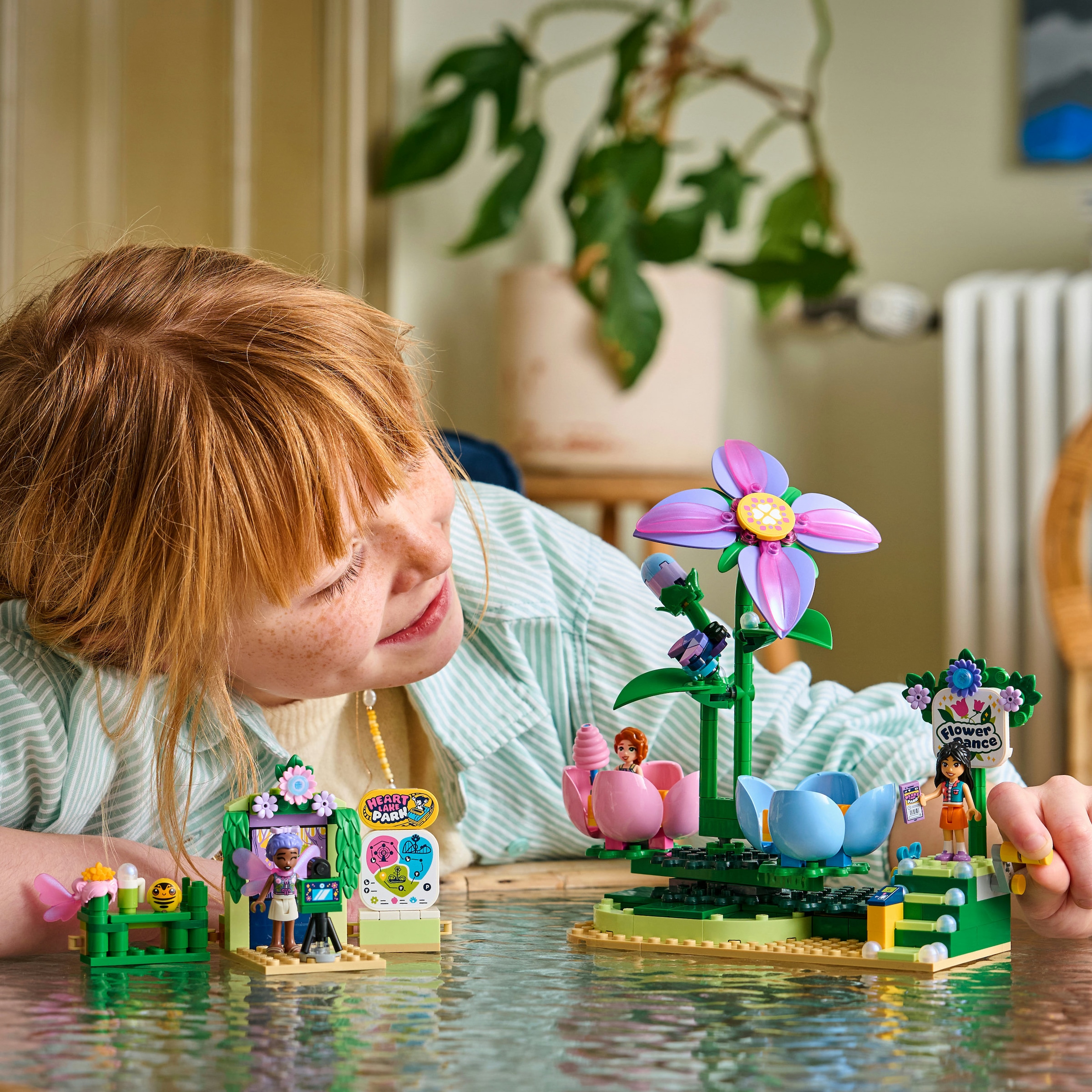 LEGO® Konstruktionsspielsteine »Feentassen-Karussell mit Blumendeko (42702), LEGO Friends« Made in Europe
