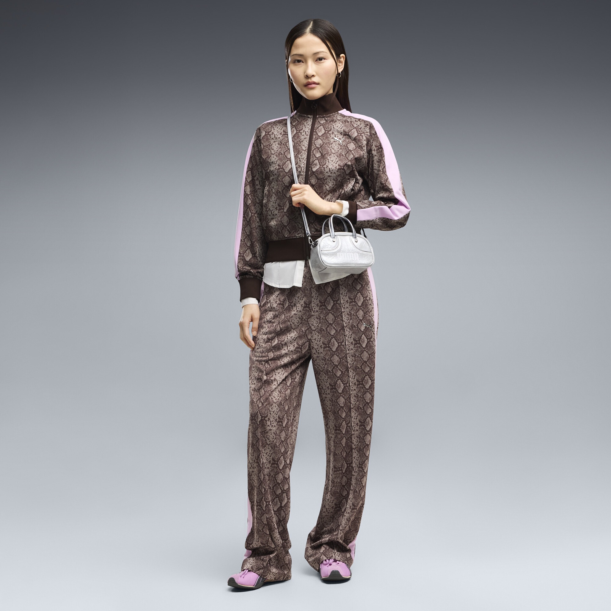 PUMA Trainingsjacke »T7 Snake Print Short Trainingsjacke Damen«