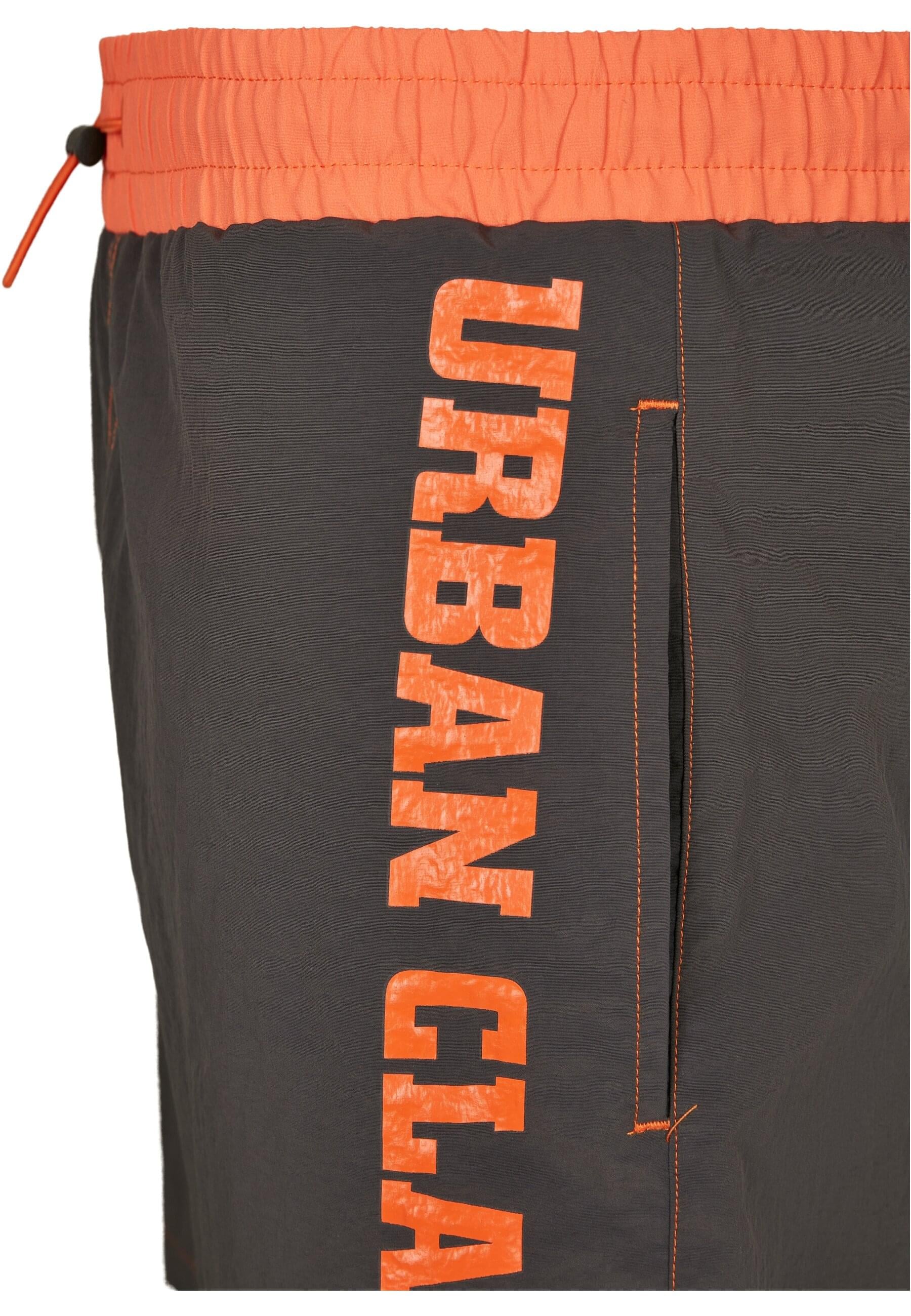 URBAN CLASSICS Badeshorts »Urban Classics Herren UC Logo Swim Shorts«