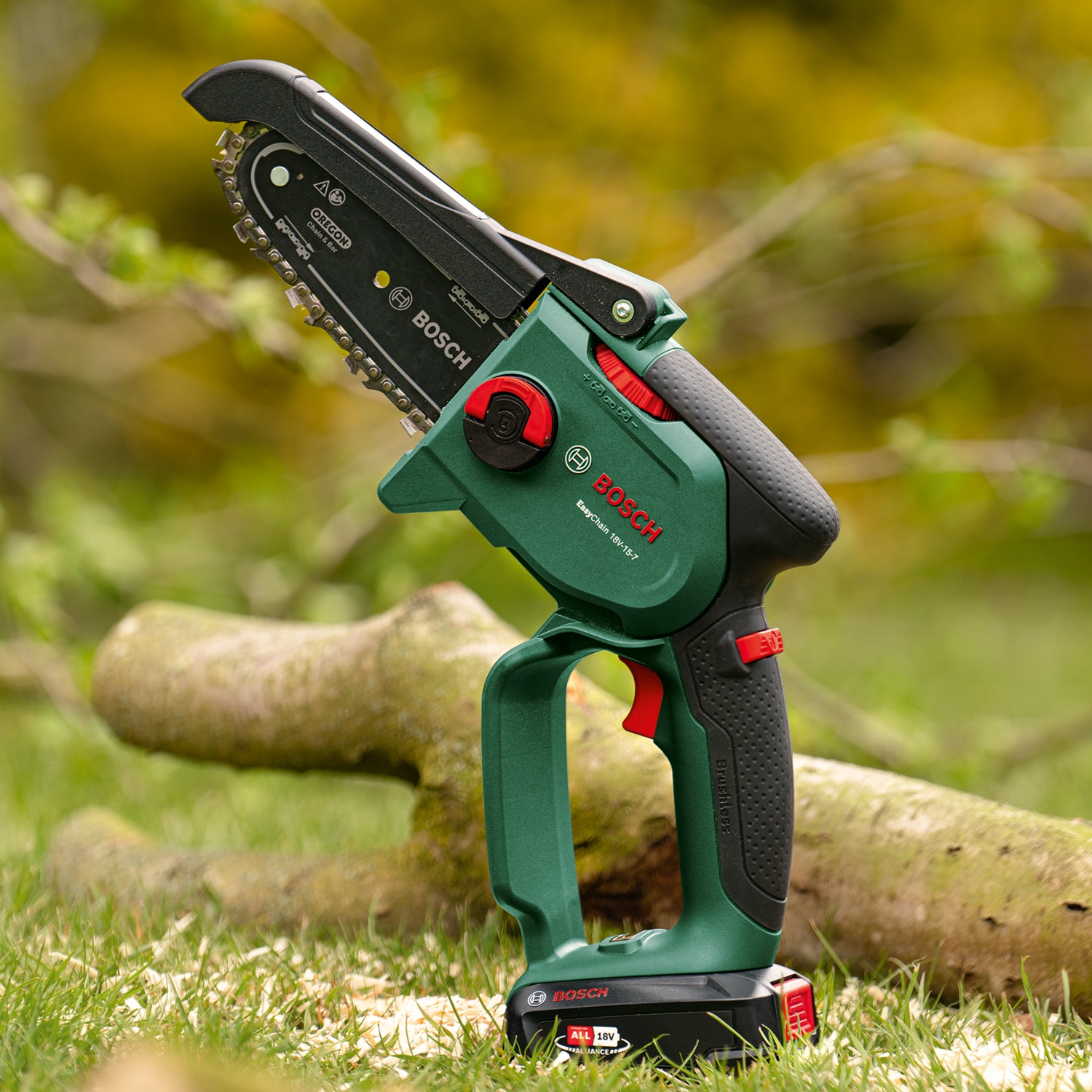 Bosch Home & Garden Akku-Kettensäge »EasyChain 18V-15-7«, inkl. Akku 2,5Ah und Ladegerät AL 18V-20