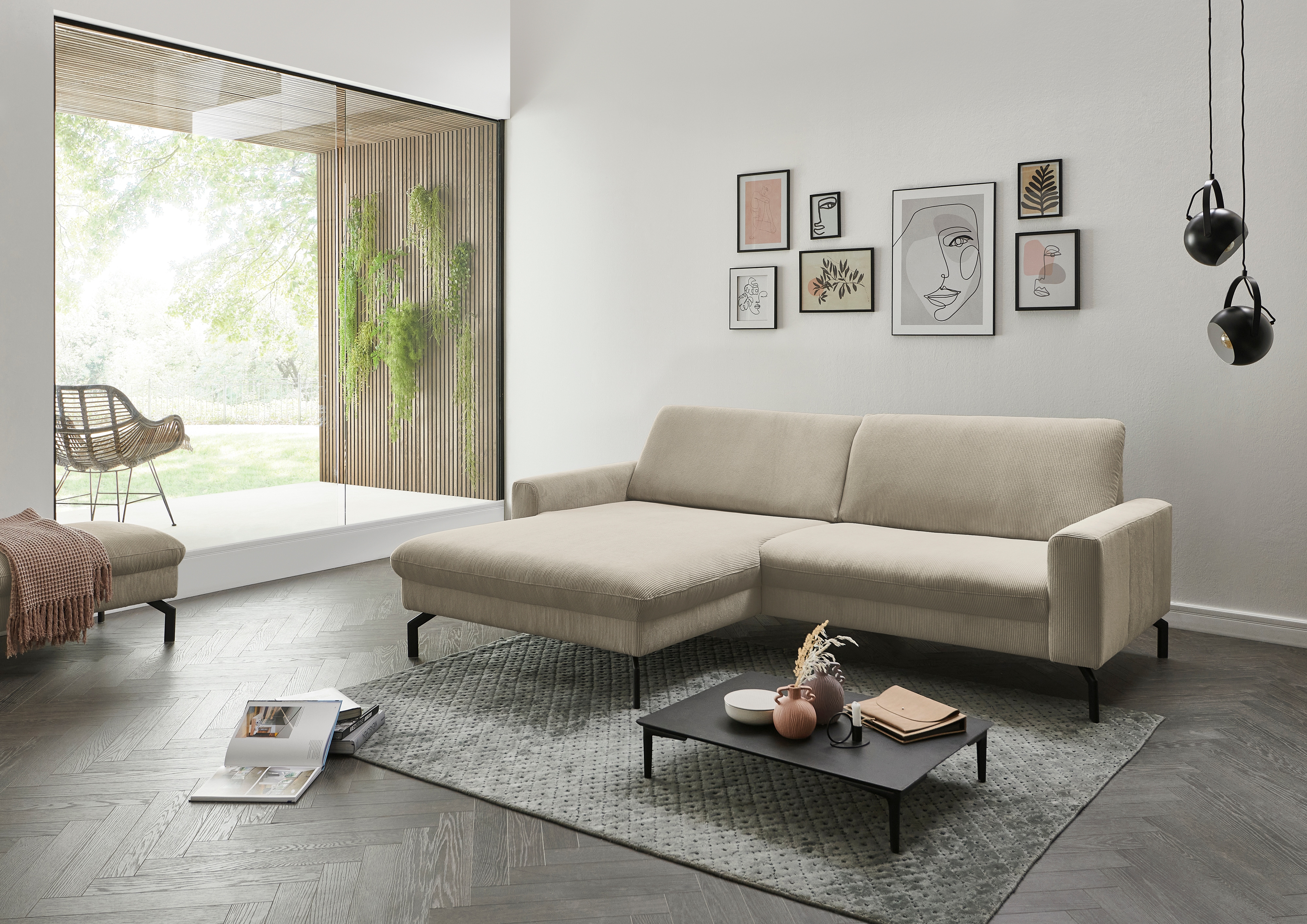 Die PlanBar Ecksofa "ZE-EM20028 L-Form, Breite 248 cm" wahlweise mit Kopfstützen und Sitztiefenverstellung