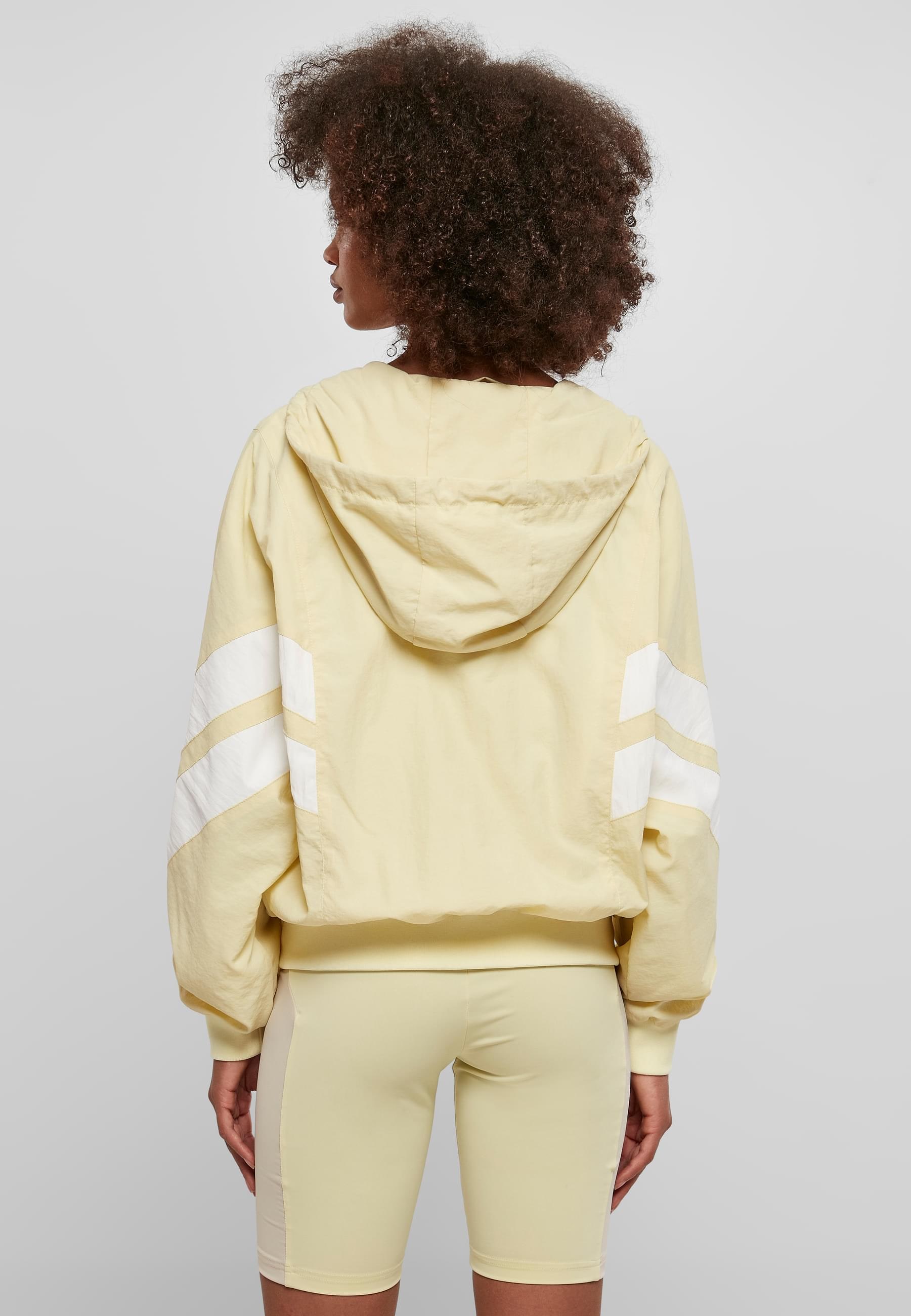 URBAN CLASSICS Allwetterjacke »Urban Classics Damen Ladies Crinkle Batwing Jacket«, (1 St.), mit Kapuze