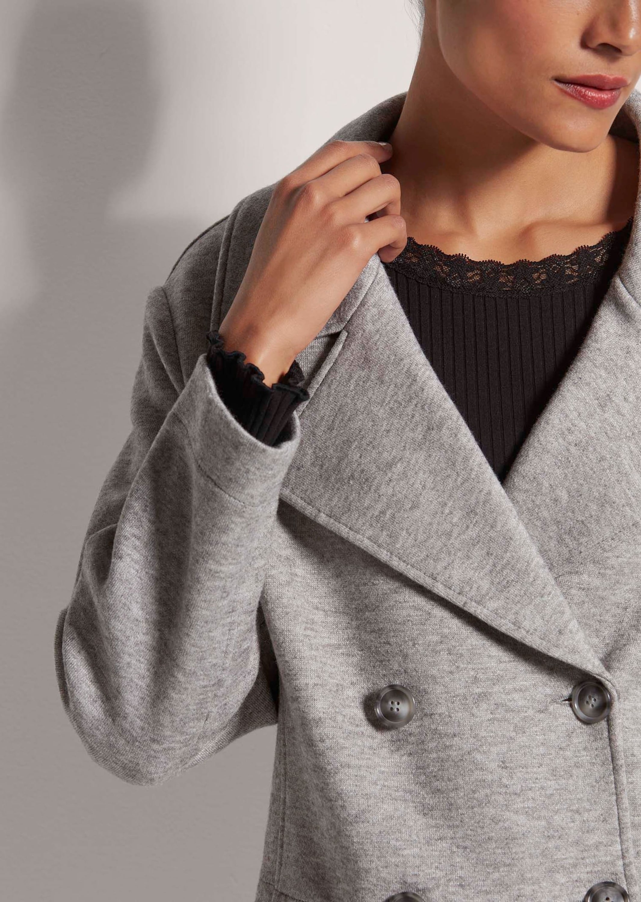 MADELEINE Jerseyblazer »Blazer Zweireihiger Kurzblazer«