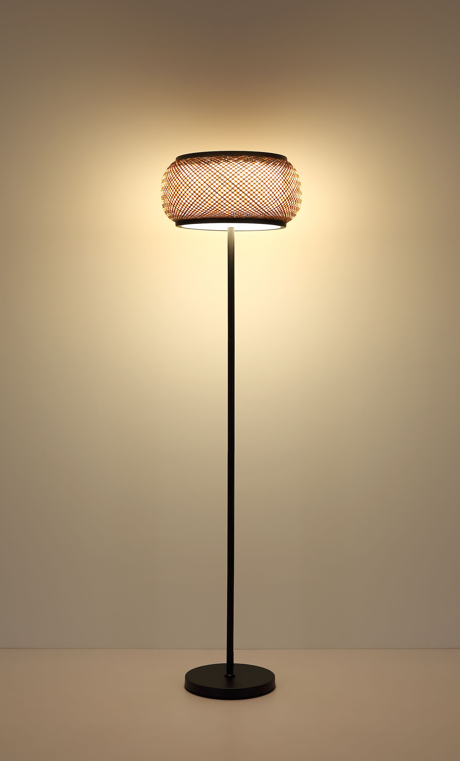 GLOBO LIGHTING Stehlampe »BAMBORA« LED-Modul 1 Stk. Stehleuchte schwarz Bambus LED CCT Fußschalter Memory