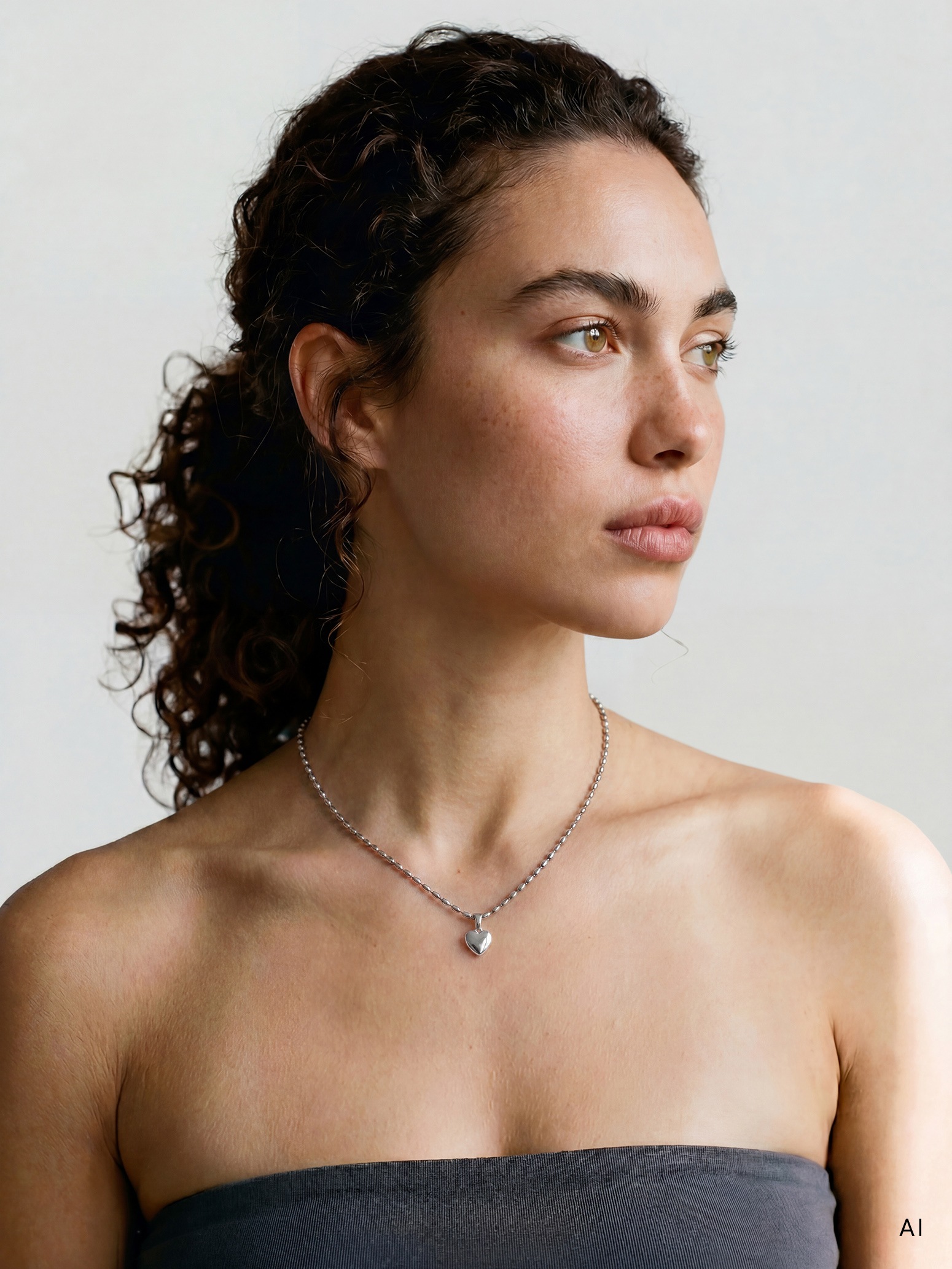 Tamaris Kette mit Anhänger »Schmuck Geschenk Edelstahl Halskette Tiny Steel Heart, Herz«