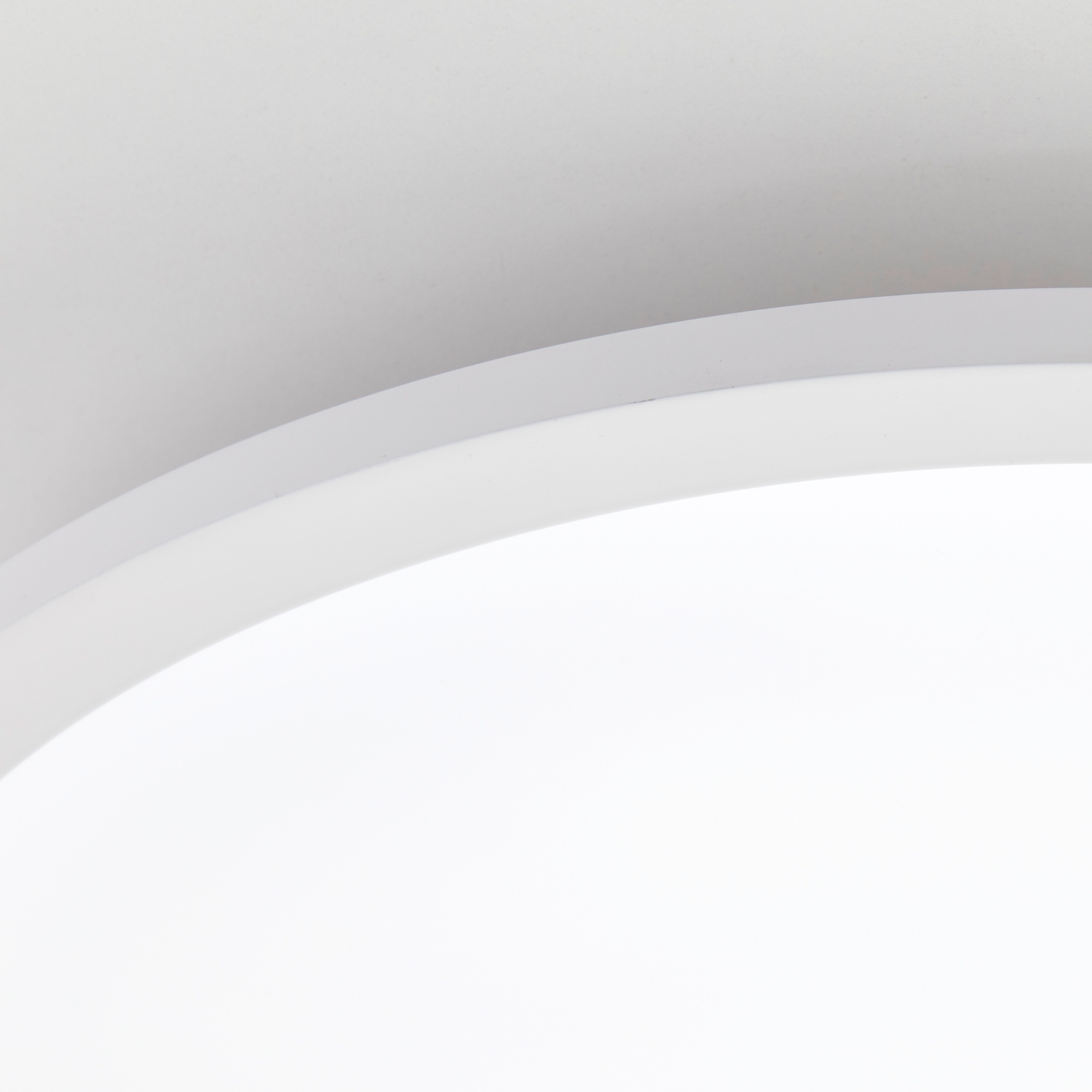 Brilliant LED Deckenleuchte »Briston«, Ø 42 cm, 1900 lm, 3000-6500 K, IC-RGB, dimmbar, Aluminium, weiß