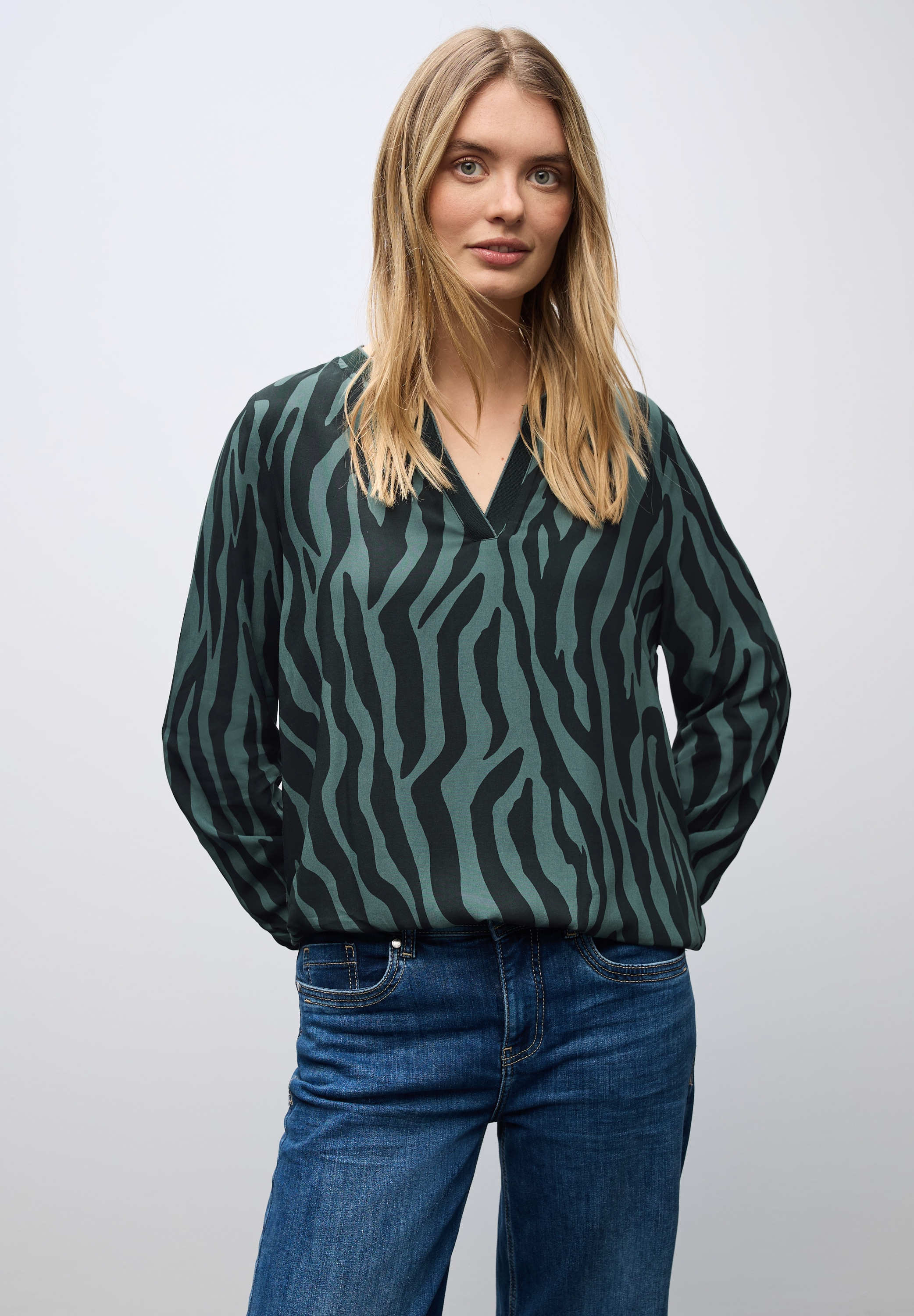 STREET ONE Langarmbluse mit All-Over Print günstig online kaufen