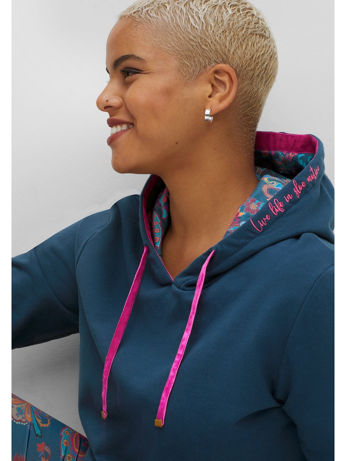 sheego by Joe Browns Kapuzensweatshirt »Große Größen« mit Kontrastdetails IN9503