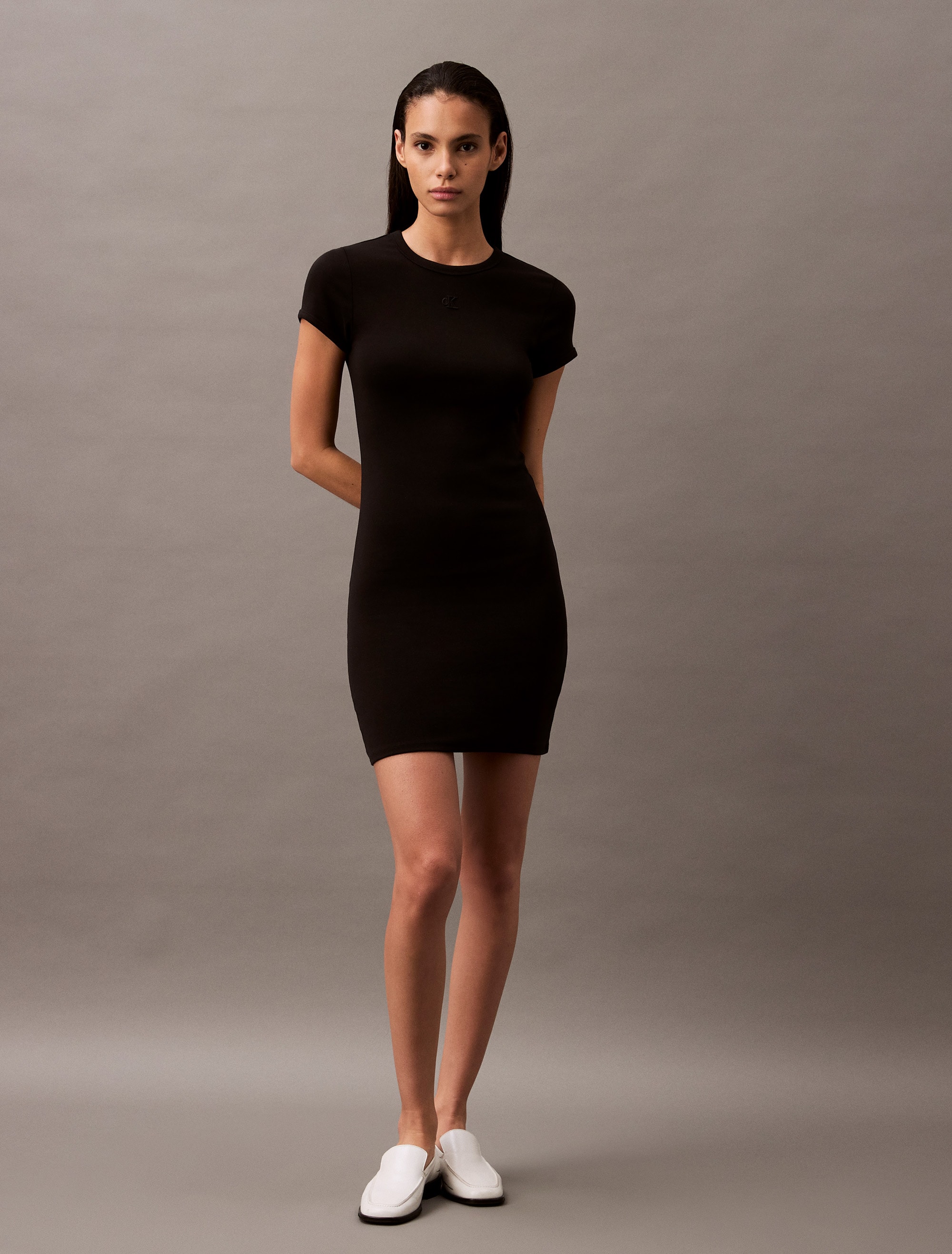 Calvin Klein Jeans Jerseykleid »SS CTN CNTR 1X1 RB S«, Mit Rundhalsausschnitt