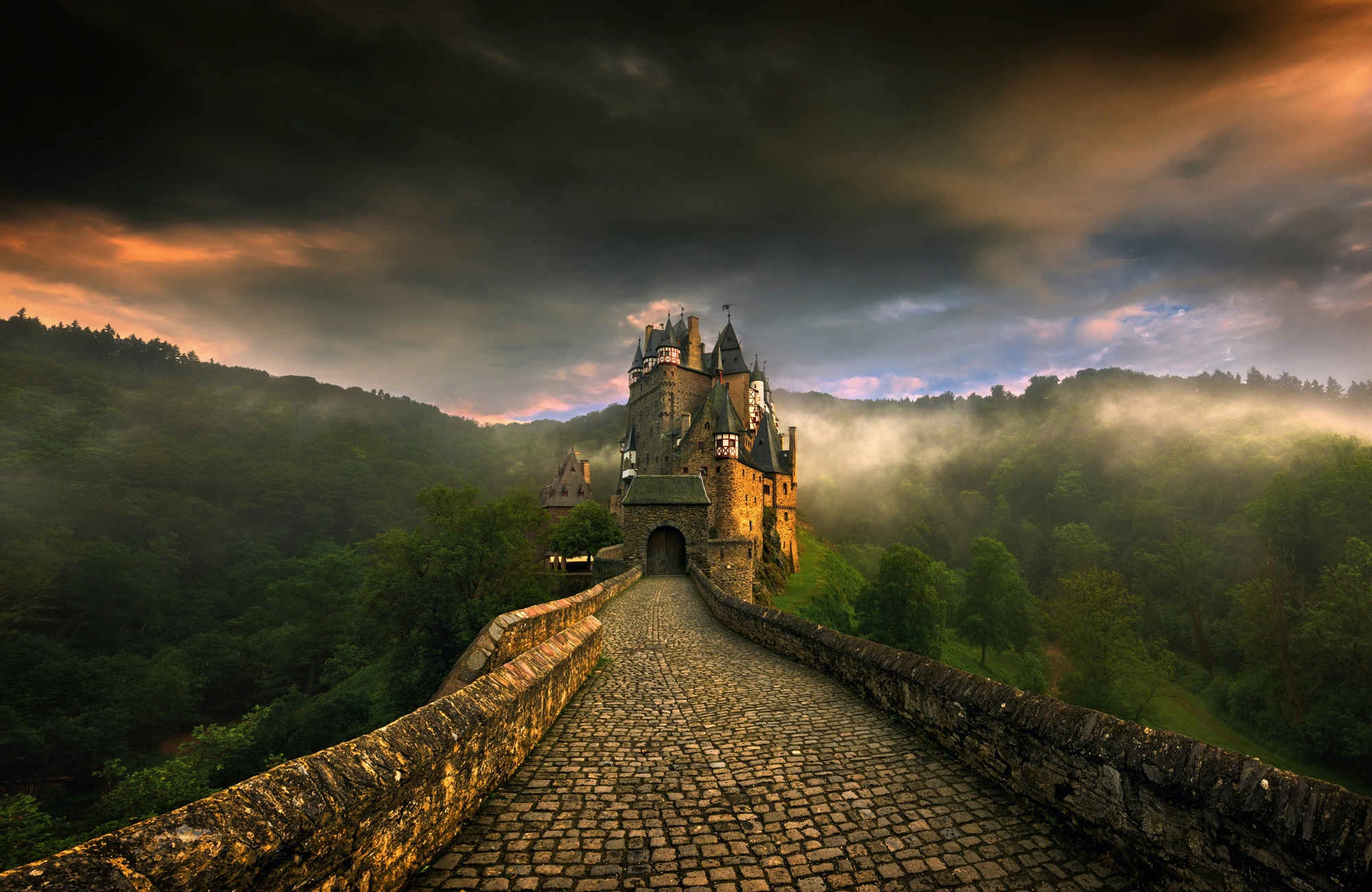 Papermoon Fototapete "Photo-Art KRZYSZTOF BROWKO, ELTZ"