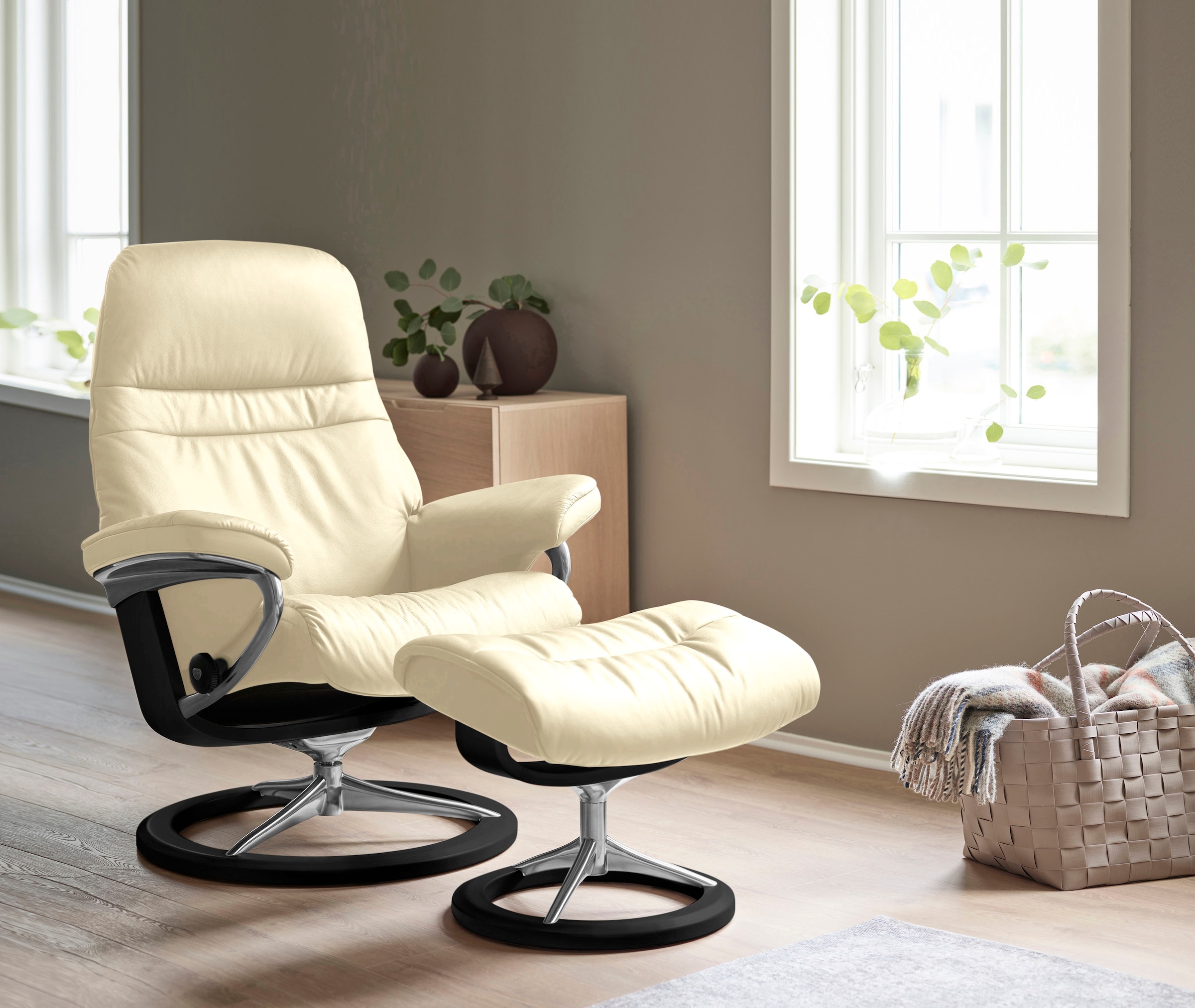 Stressless "Sunrise" mit Signature Base, Größe M, Gestell Schwarz, in 2 Led günstig online kaufen