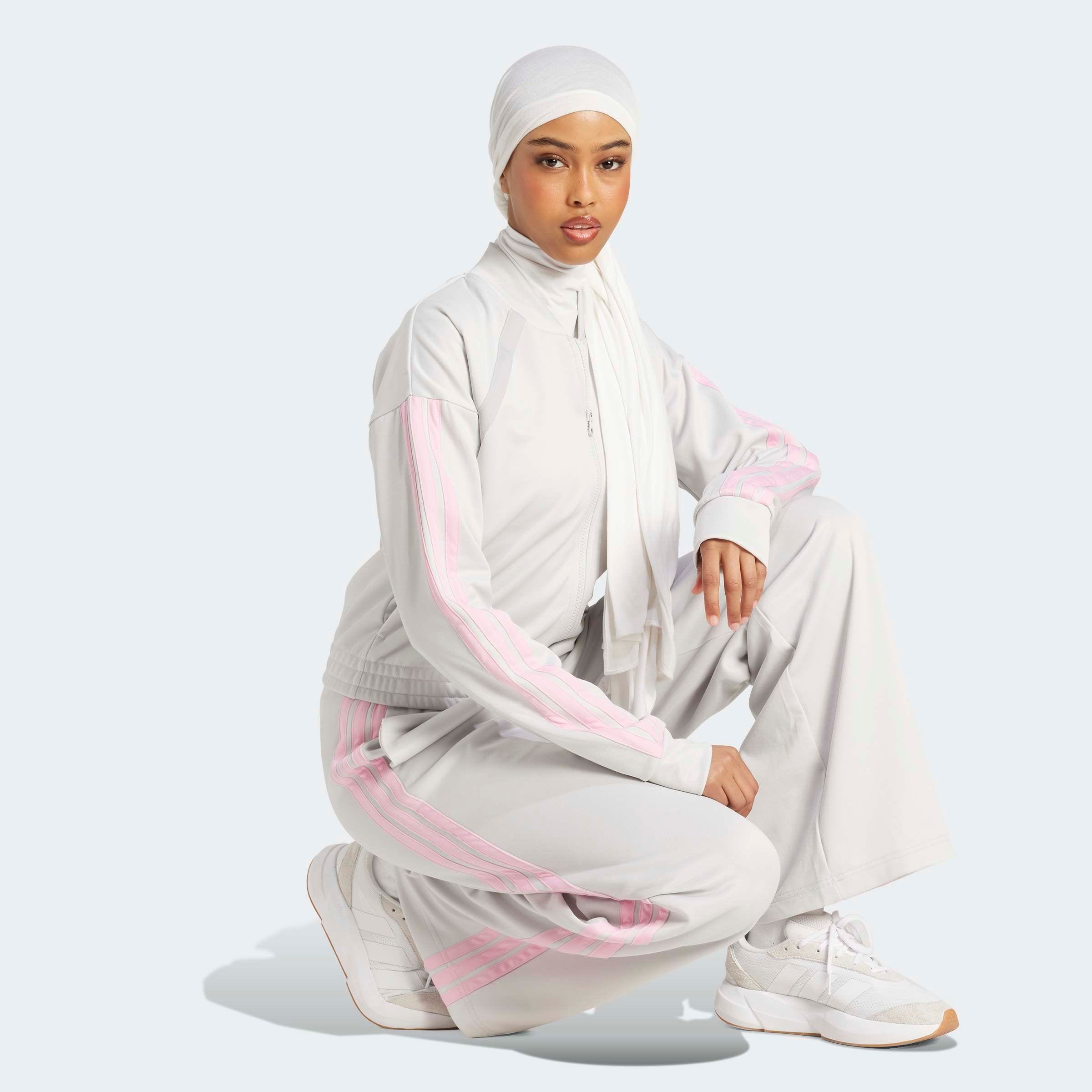 adidas Sportswear Trainingsanzug »W TEAMSPORT TS«, (2 tlg.), Jacke schmal geschnitten; Hose regulär geschnitten, hoher Bund