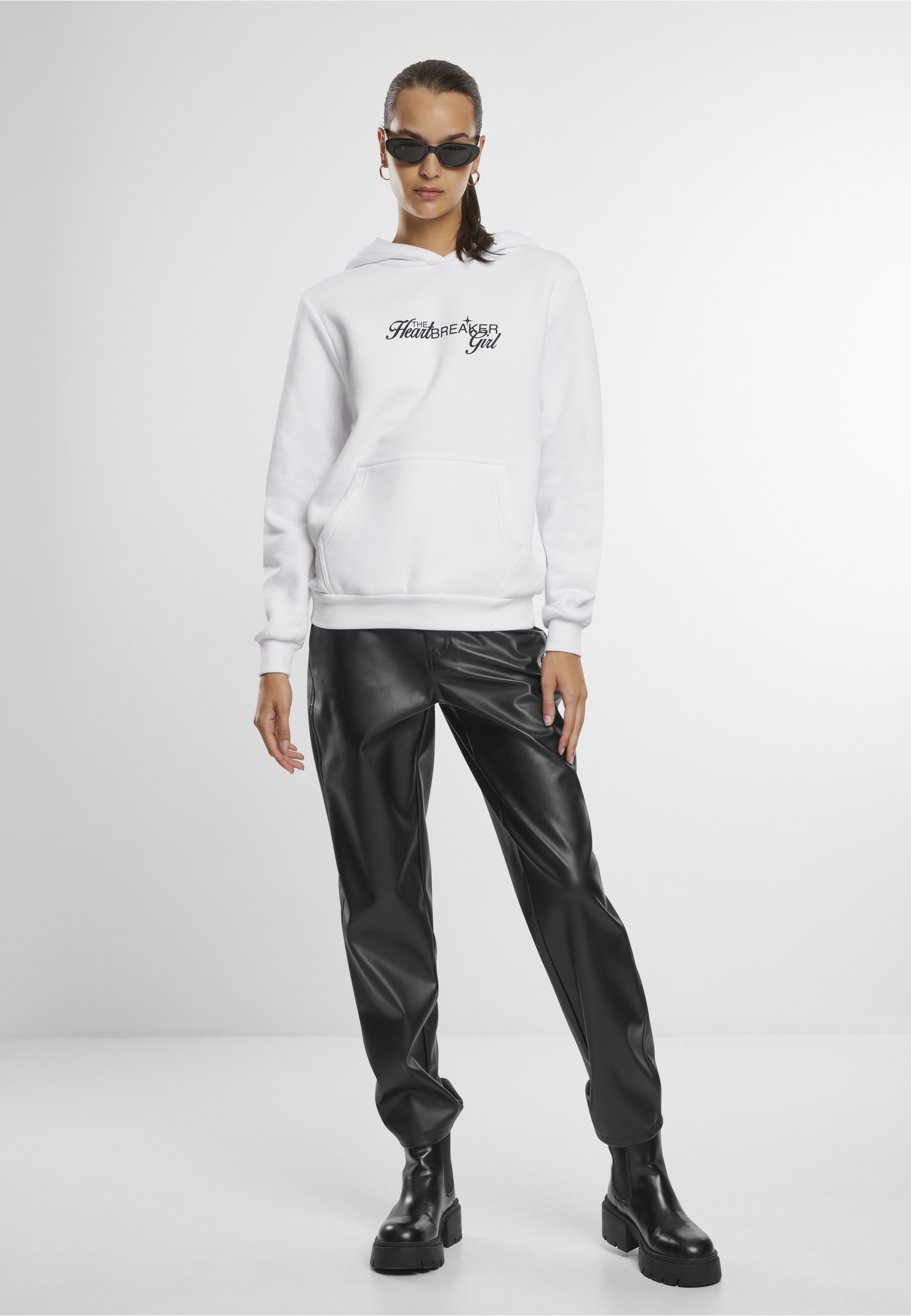 Miss Tee Kapuzensweatshirt »Miss Tee Heartbreaker Girl Ladies Fluffy Hoody«
