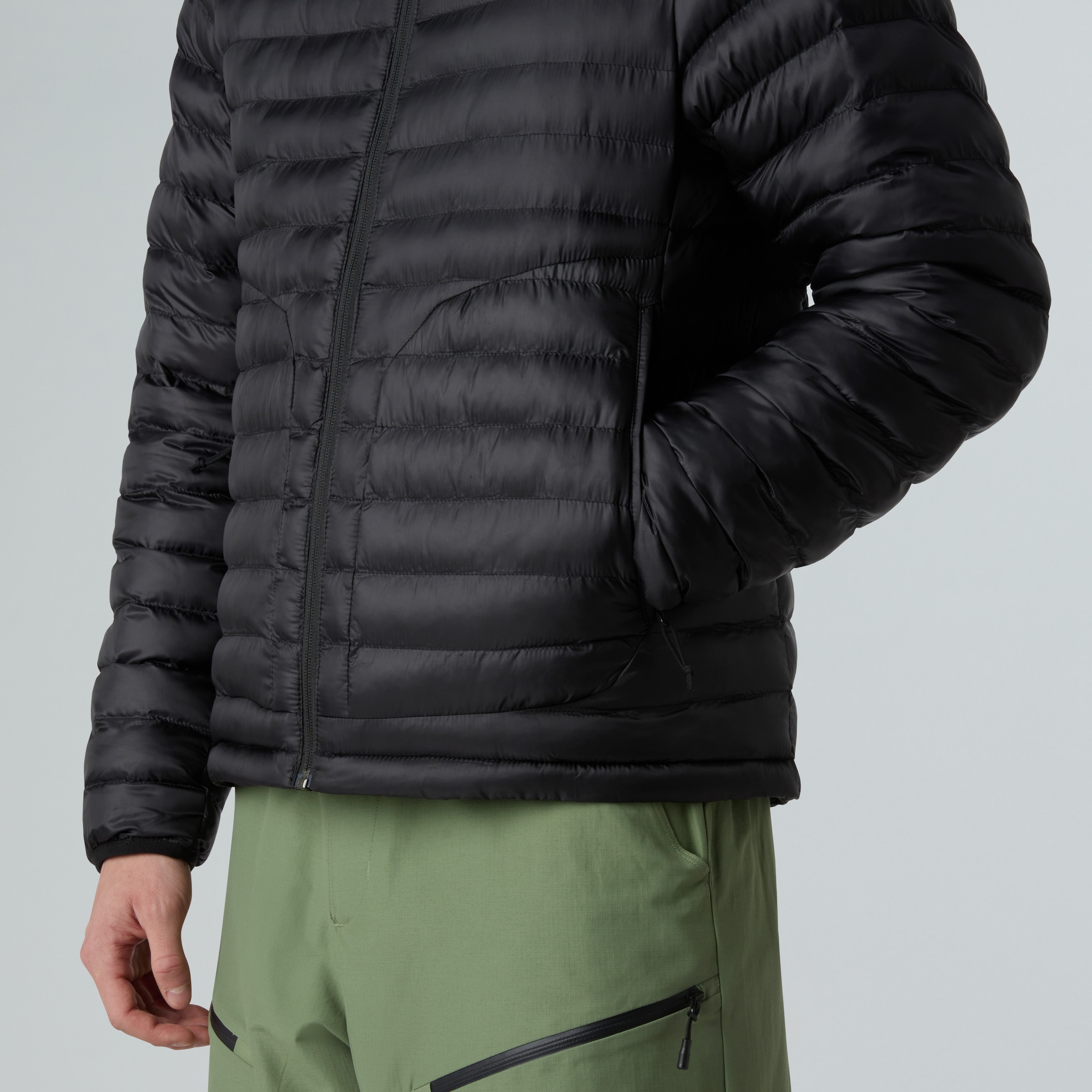 The North Face Steppjacke »M HUILA SYNTHETIC HOODIE«, (1 St.), Synthetisch isoliert, leicht, wetterfest