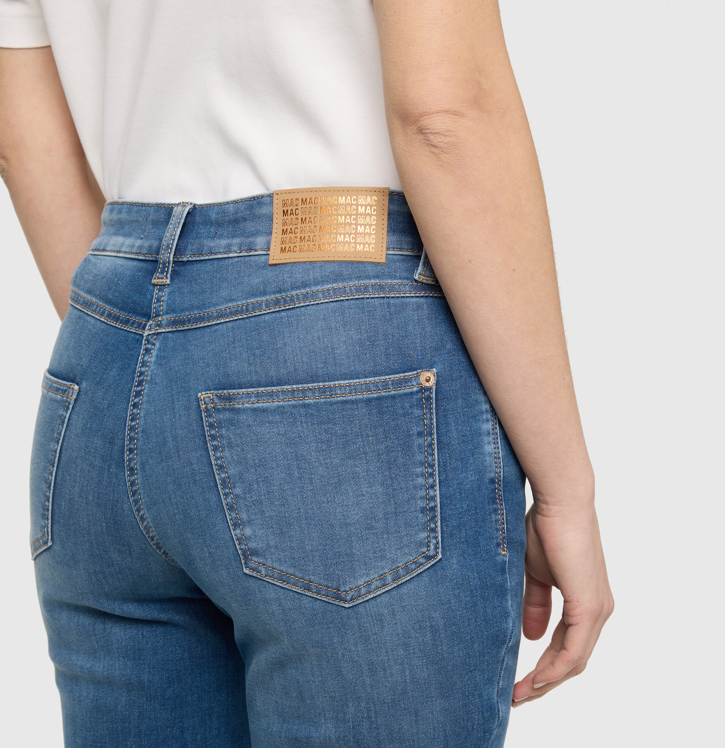 MAC »MACMELANIE« Figurformende Denim-Qualität mit hervorragendem Rücksprung-Verhalten