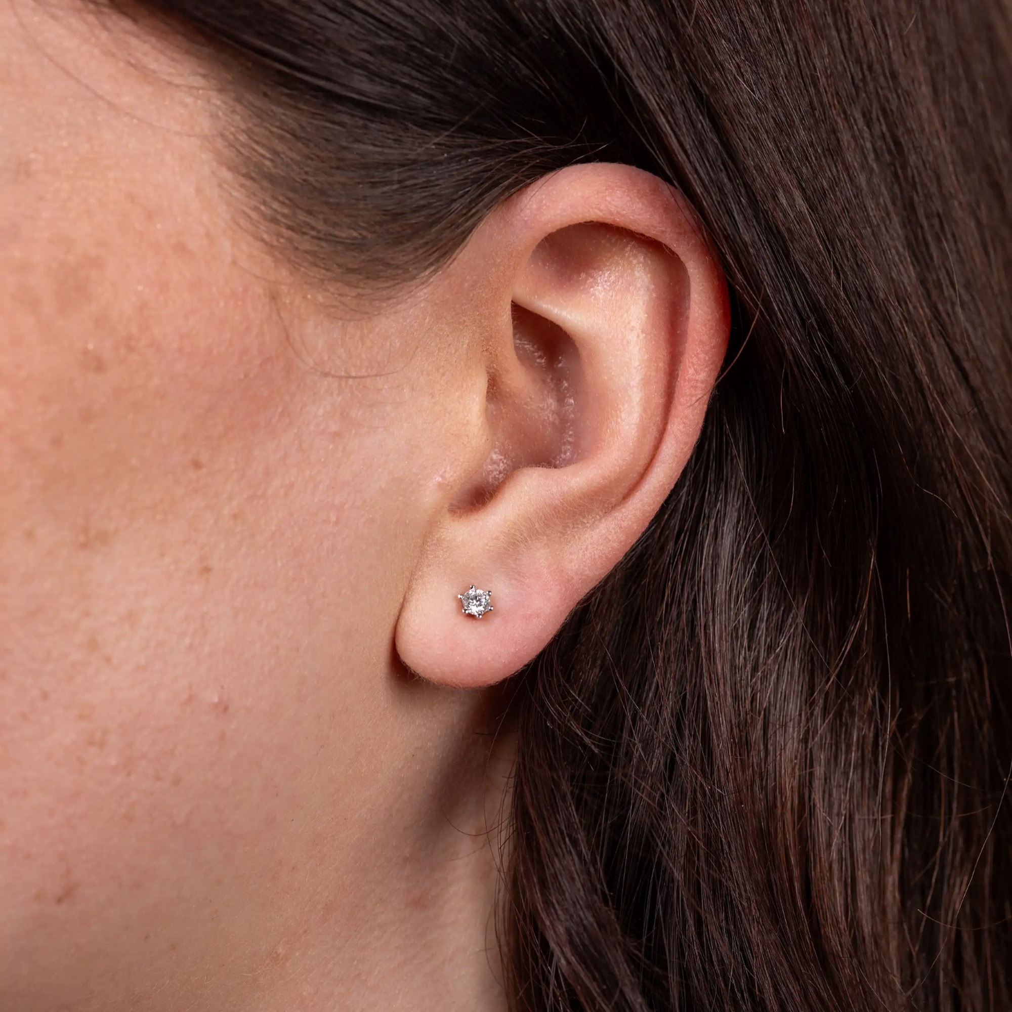 LYOMI Paar Ohrstecker »585/- Gelbgold 2 synth. Diam. 0,25 ct.«