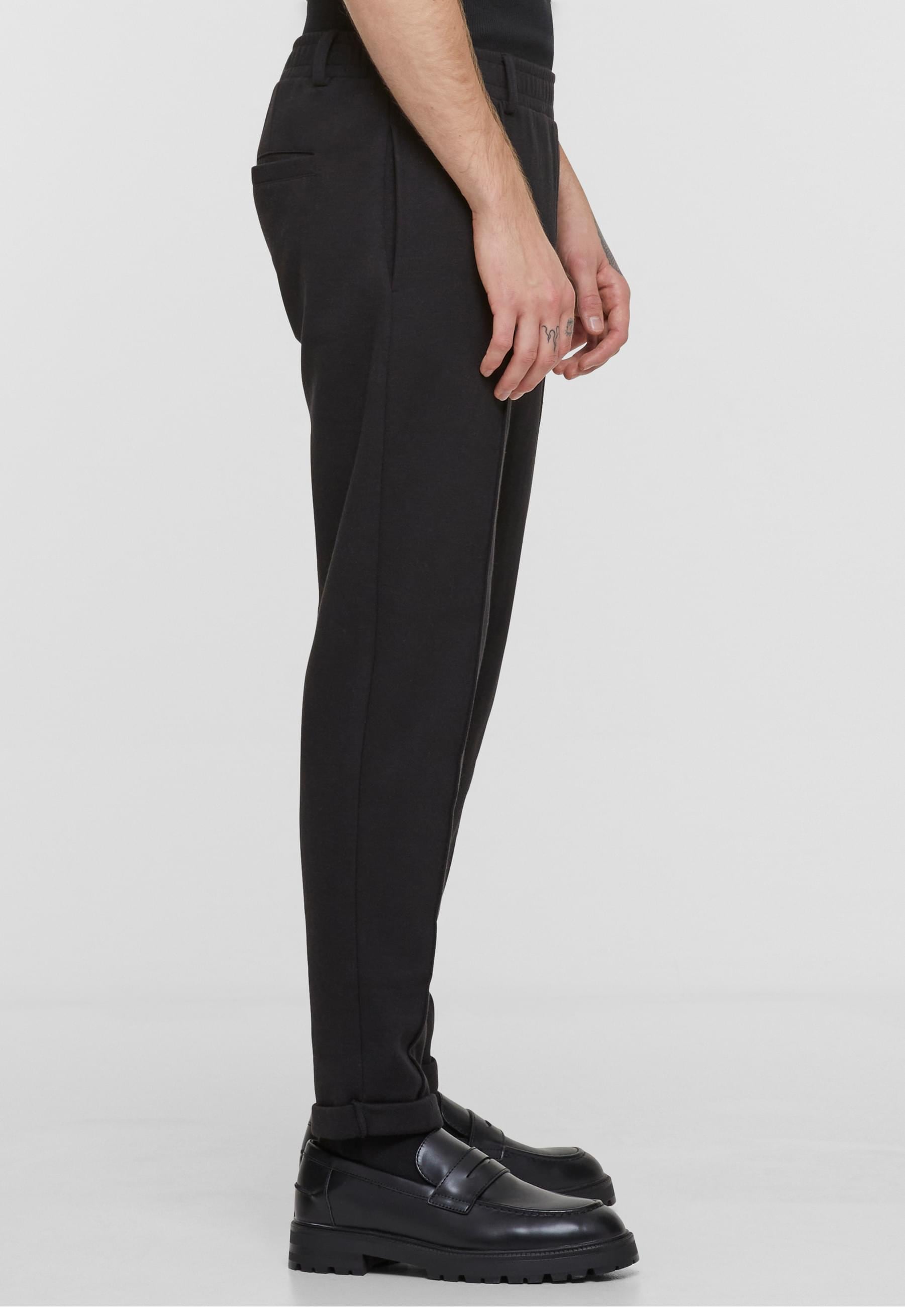 URBAN CLASSICS Chinos »Urban Classics Cropped Interlock Jogg Chino«, (1 tlg.)