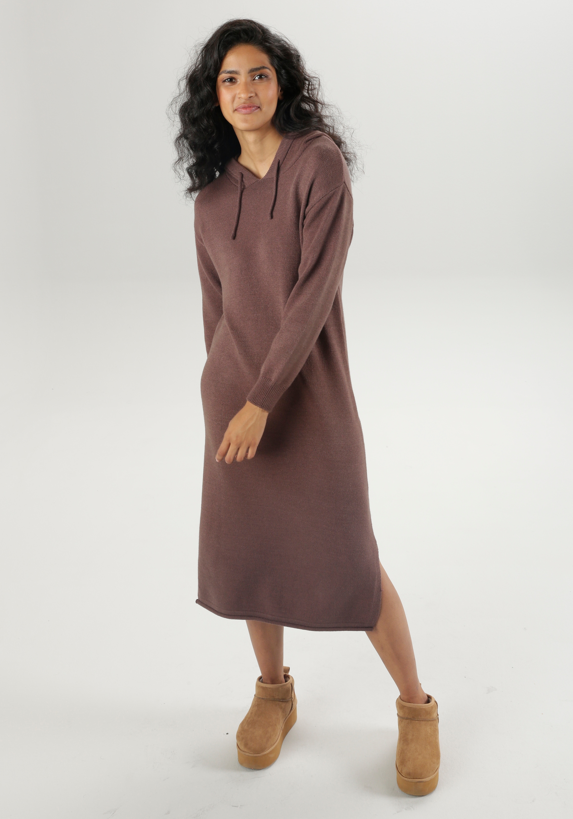 Aniston CASUAL Strickkleid, Kapuze mit Bindeband regulierbar - NEUE KOLLEKTION