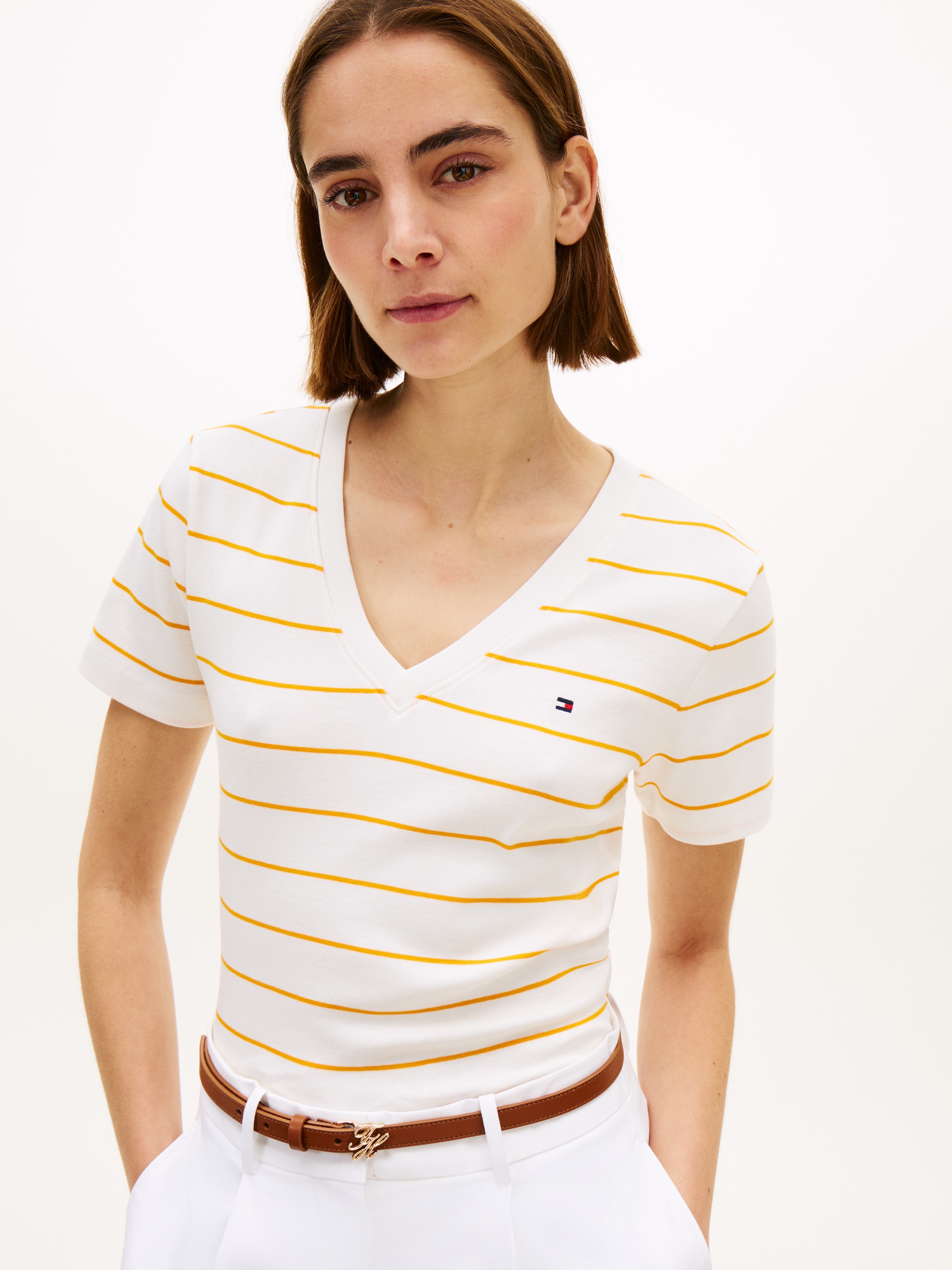 Tommy Hilfiger T-Shirt "SLIM CODY V-NECK SHORT SLEEVE" aus Baumwolle, Logos günstig online kaufen