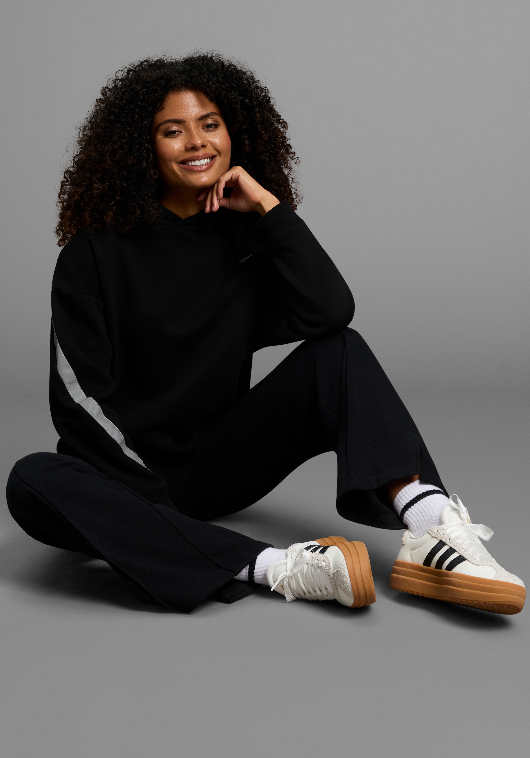 FAYN SPORTS Jogginghose, Bequemer Baumwollstretch mit lockerem, sportlichem Schnitt und Taschen