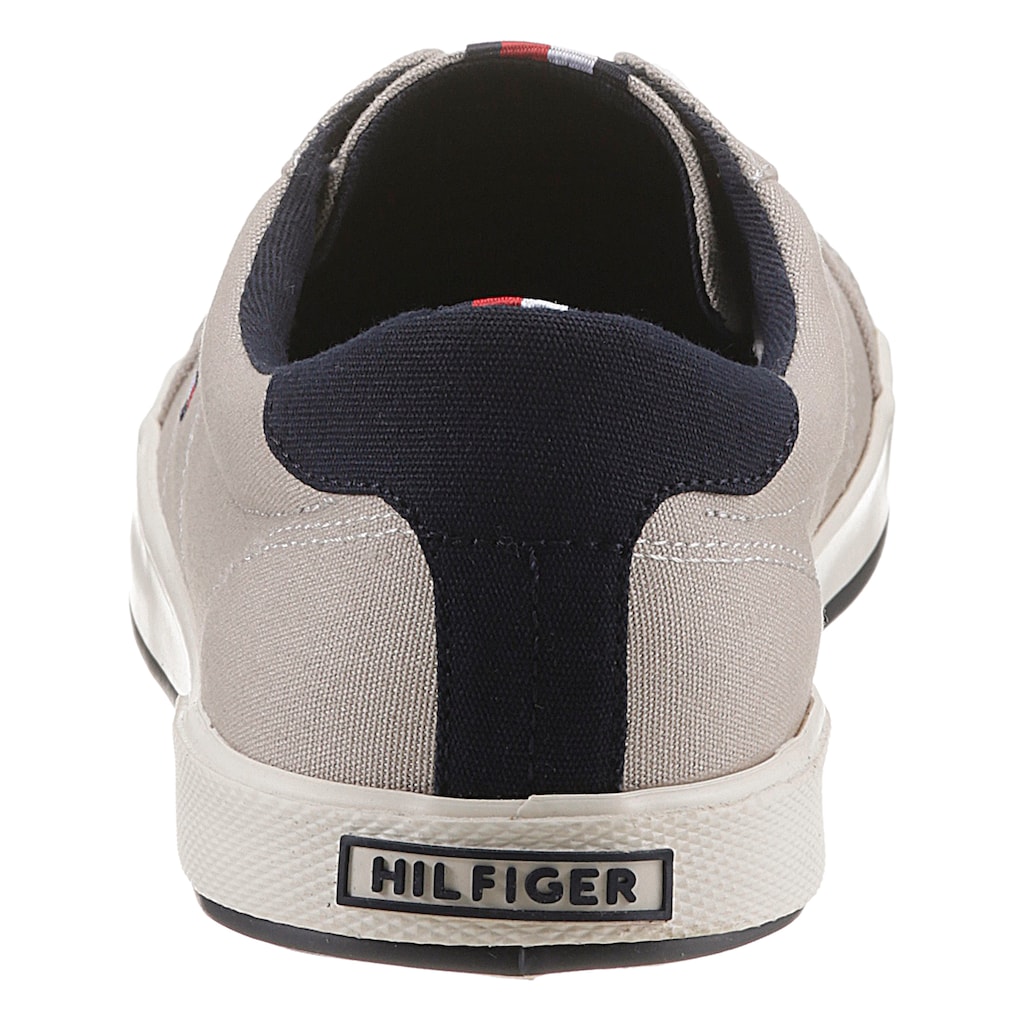 Tommy Hilfiger Sneaker »ICONIC LONG LACE SNEAKER«, mit gespolstetem Schaftrand, Freizeitschuh, Halbschuh, Schnürschuh